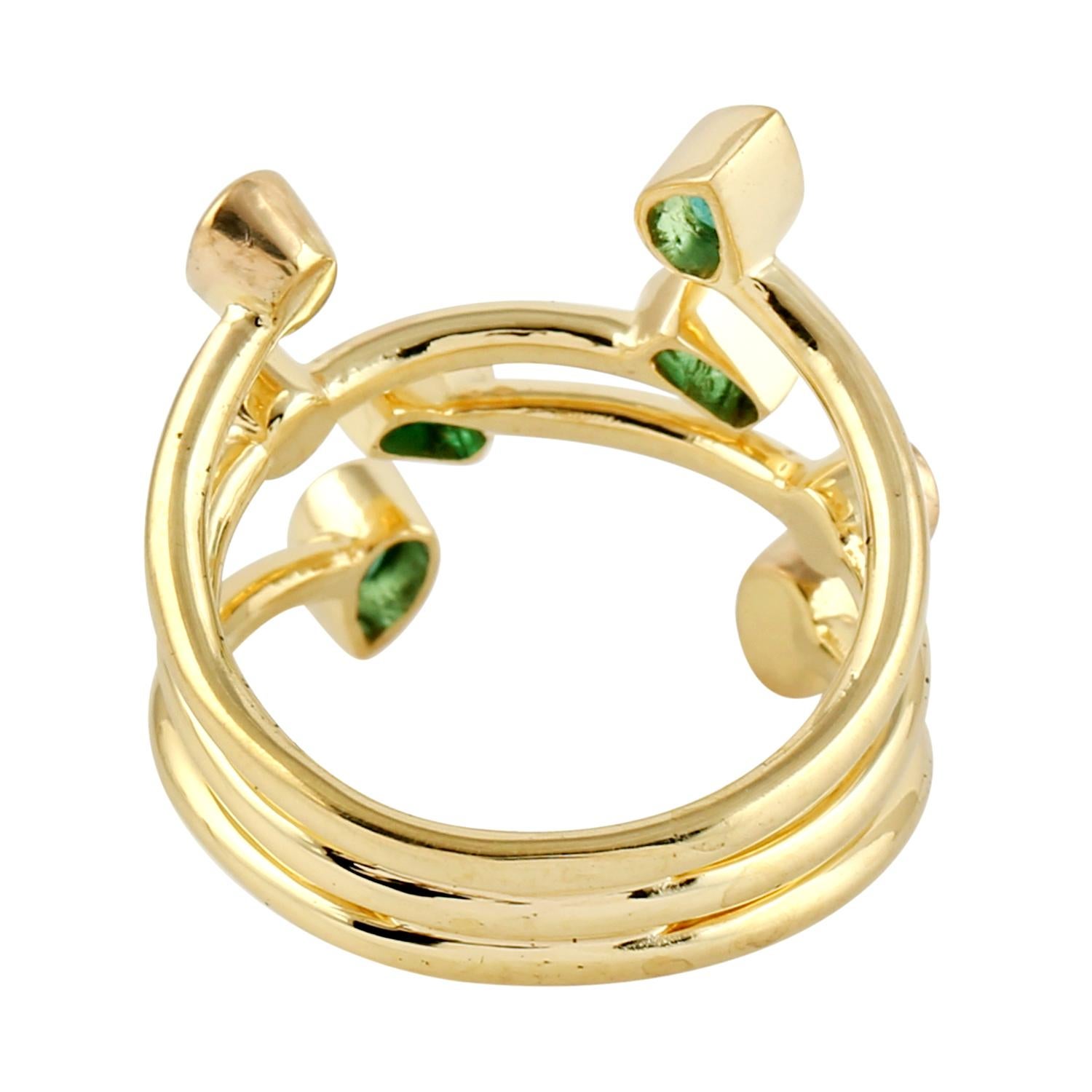 Taglio misto Geometric Ring With Emerald & Diamonds In 18k Yellow Gold in vendita