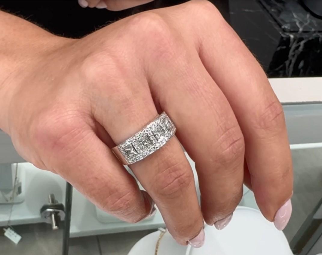 Geometric Ring with Princess Cut & Round Diamonds in 18K White Gold For Sale 2