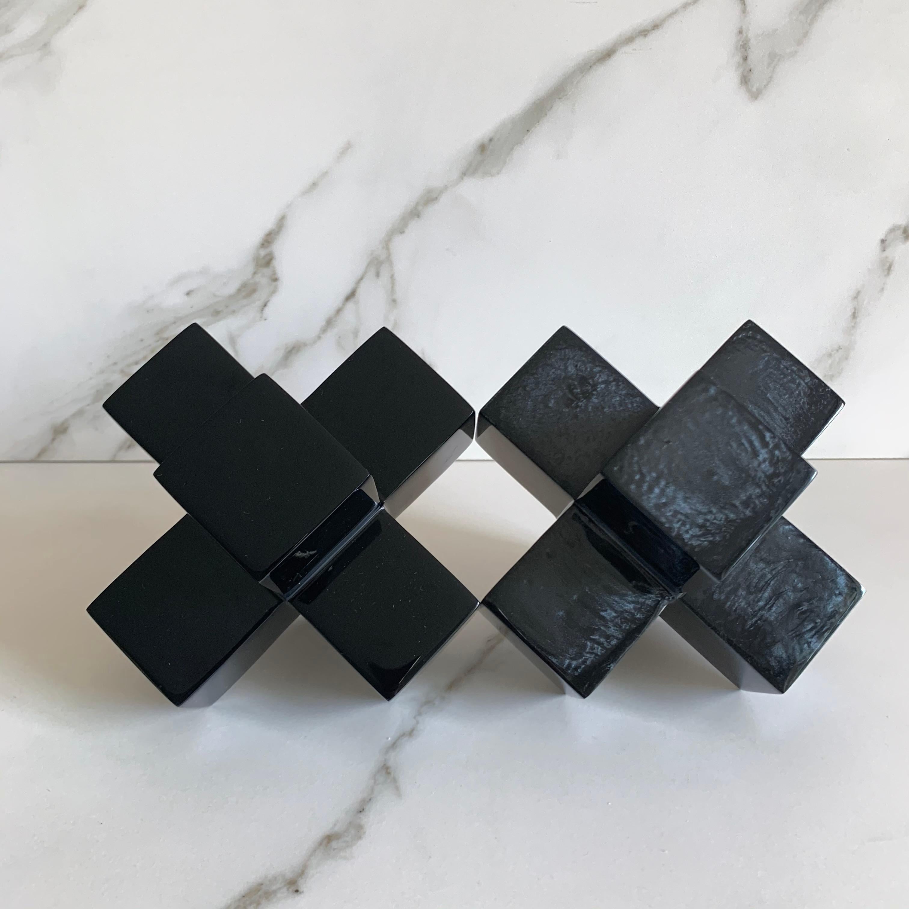 Mexican Geometric Sculpture in Polished Black Pearl Resin by Paola Valle For Sale