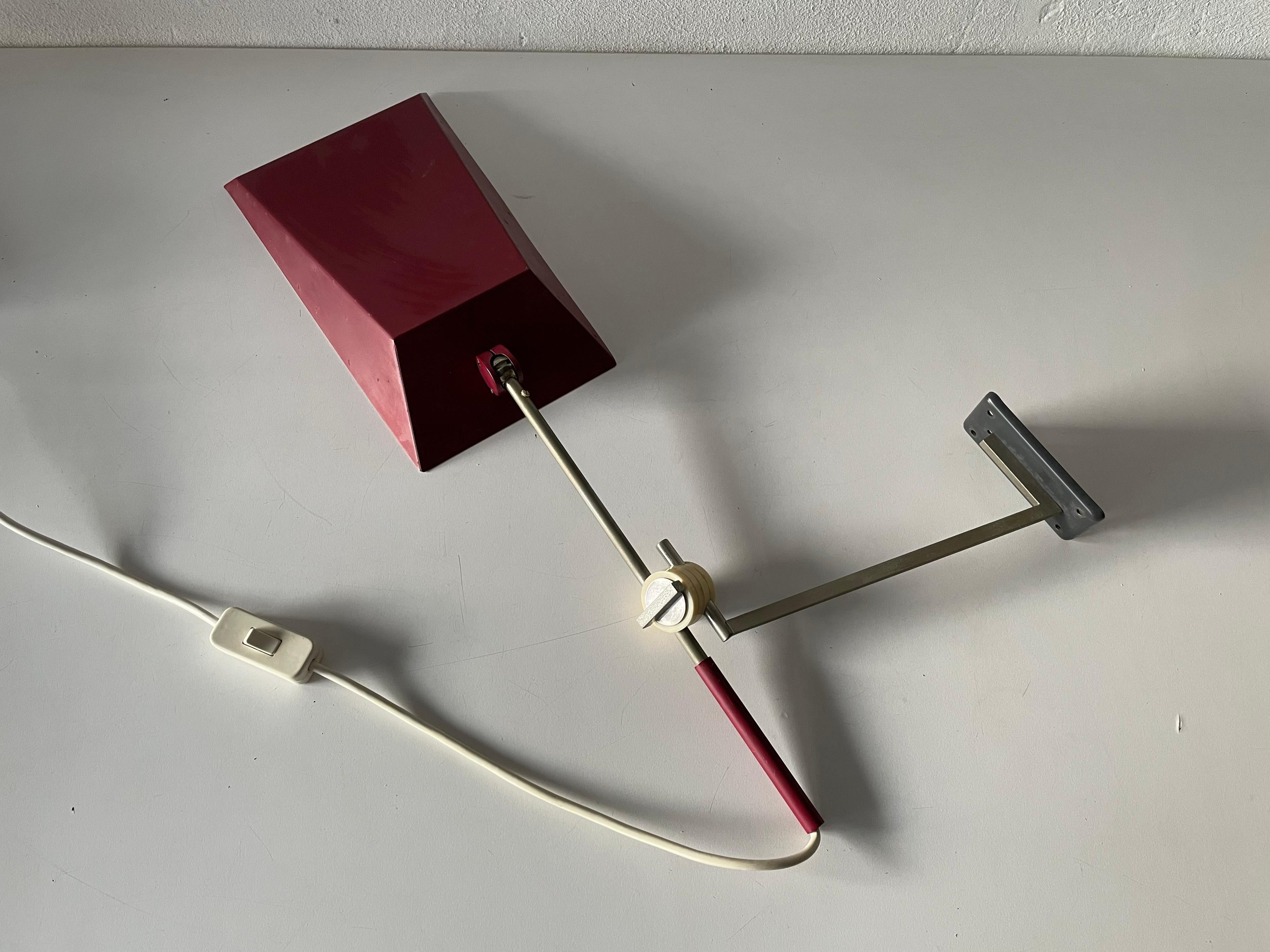 Grande lampe murale à abat-jour géométrique en métal Kaiser Leuchten, 1970, Allemagne en vente 2