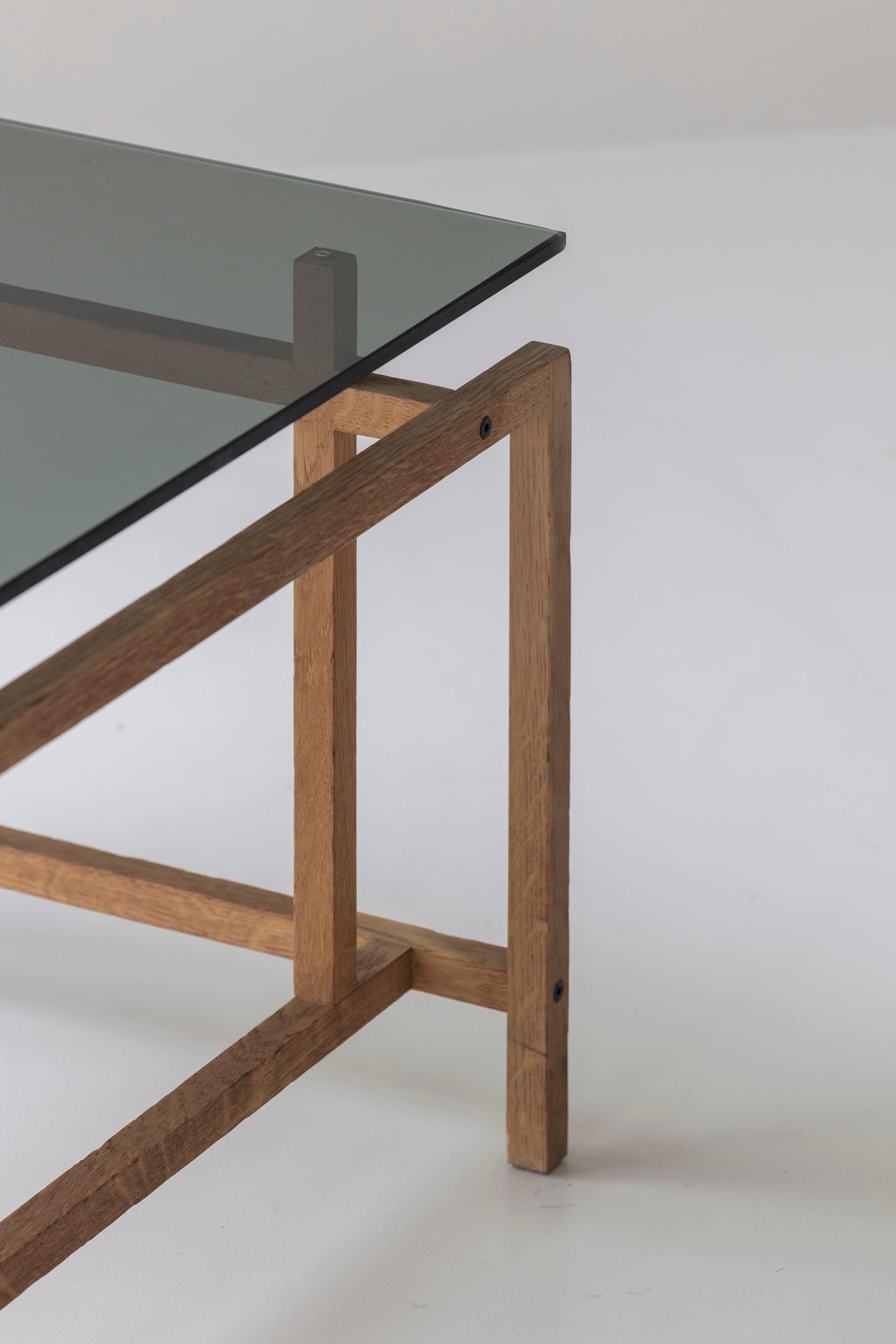 Geometric side table by Henning Nørgaard for Komfort Møbler, DK 1970s. In Good Condition For Sale In Antwerp, BE
