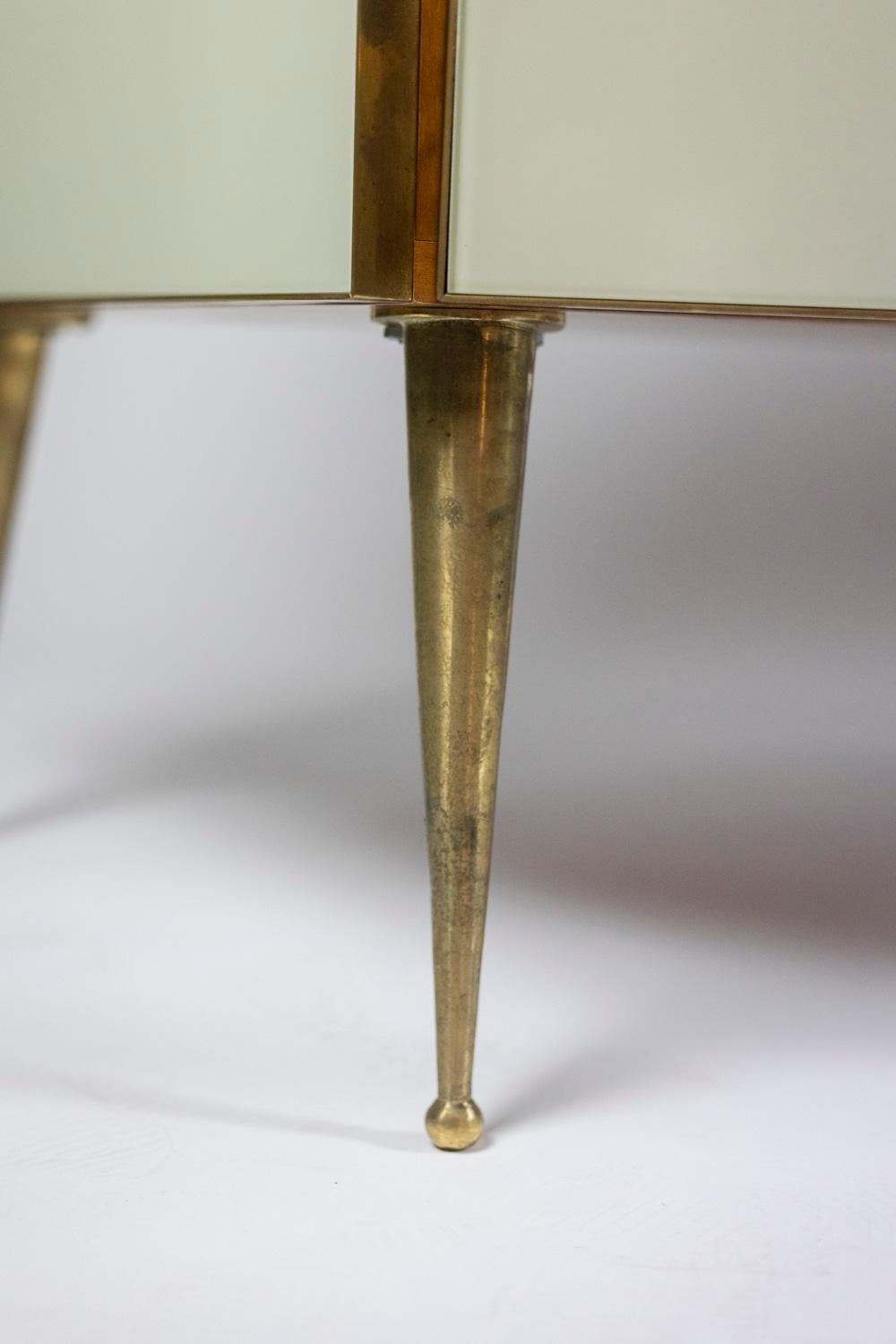 Geometric sideboard in glass and gilded brass. Contemporary Italian work. For Sale 5