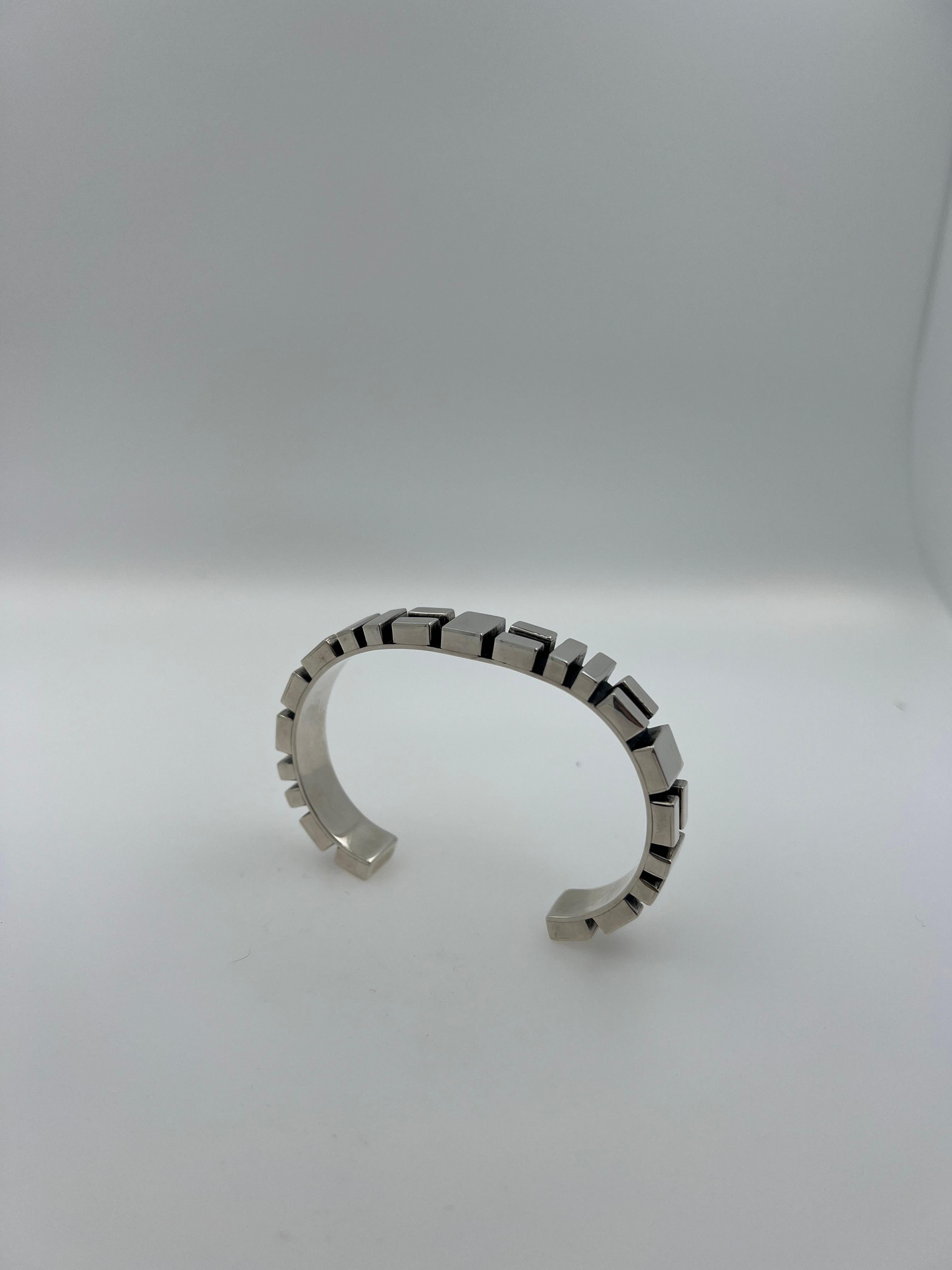 Geometric Simple Modern Statement 925 Sterling Silver Wide Cuff Bangle Bracelet For Sale 1