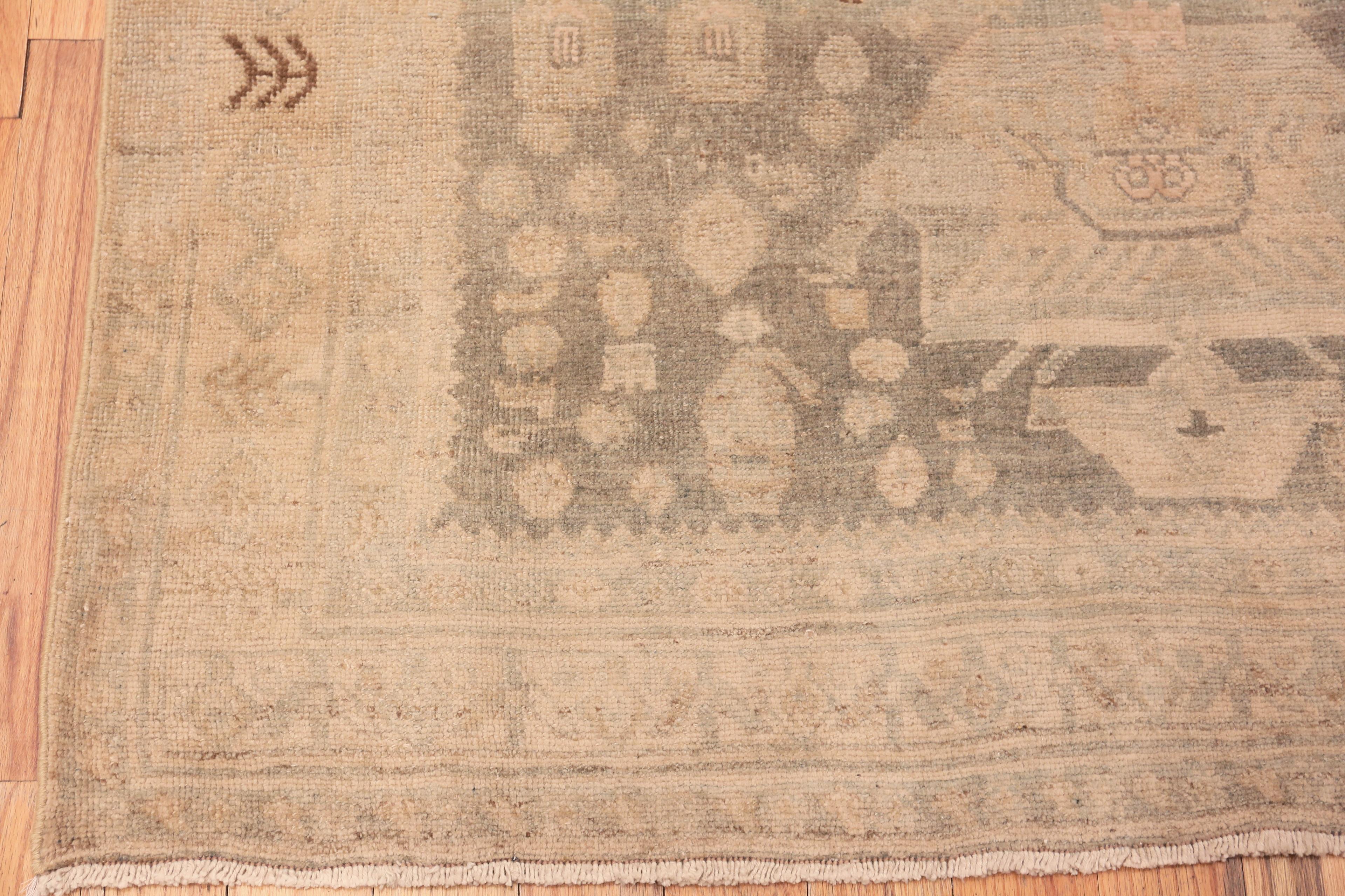 Wool Geometric Small Antique Persian Bidjar Rug. 4 ft 10 in x 8 ft 9 in