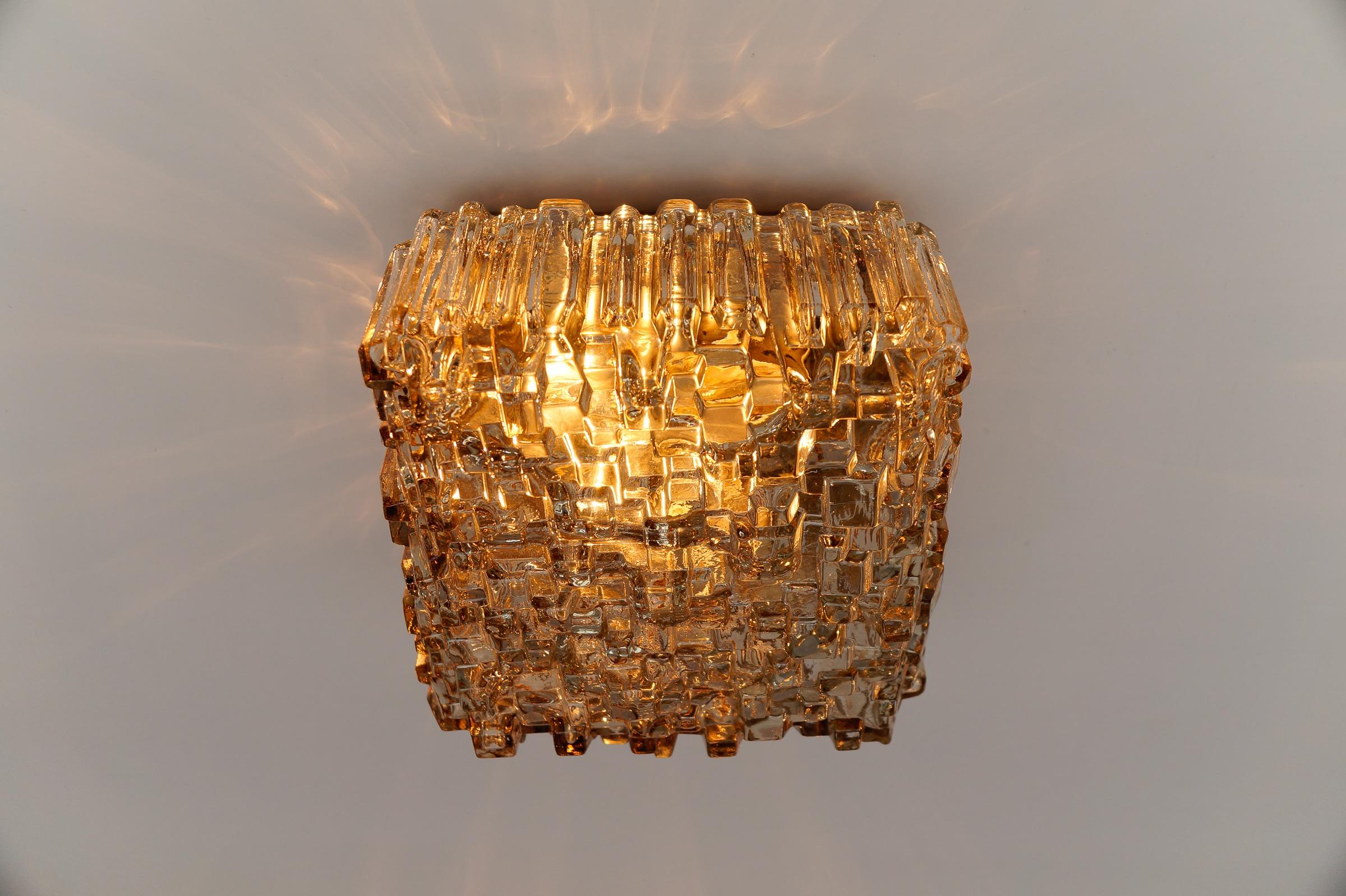 Lampada da parete a bolla geometrica in vetro fumé di Hoffmann Leuchten 1960s in vendita 4
