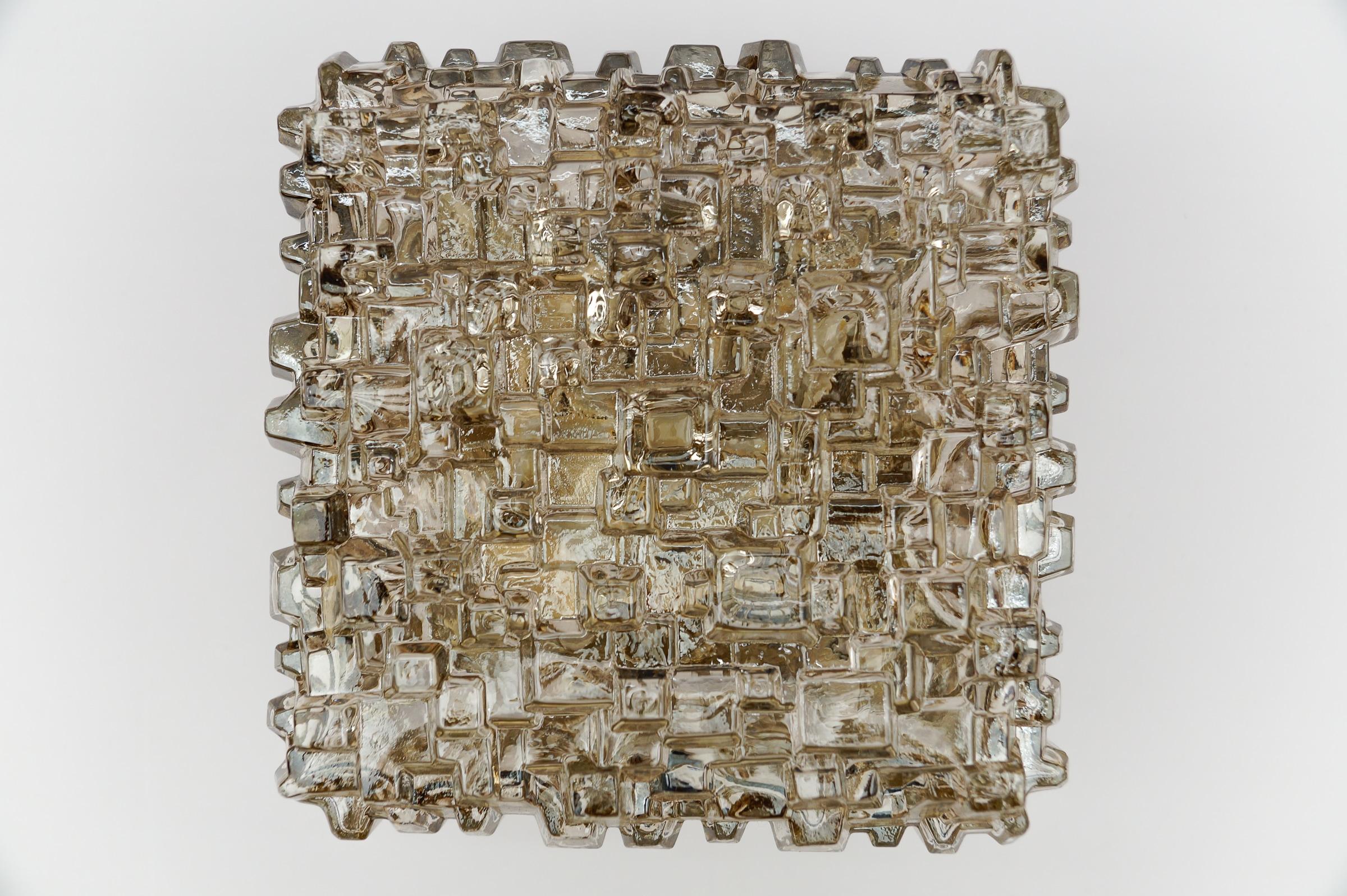 Lampada da parete a bolla geometrica in vetro fumé di Hoffmann Leuchten 1960s in vendita 8
