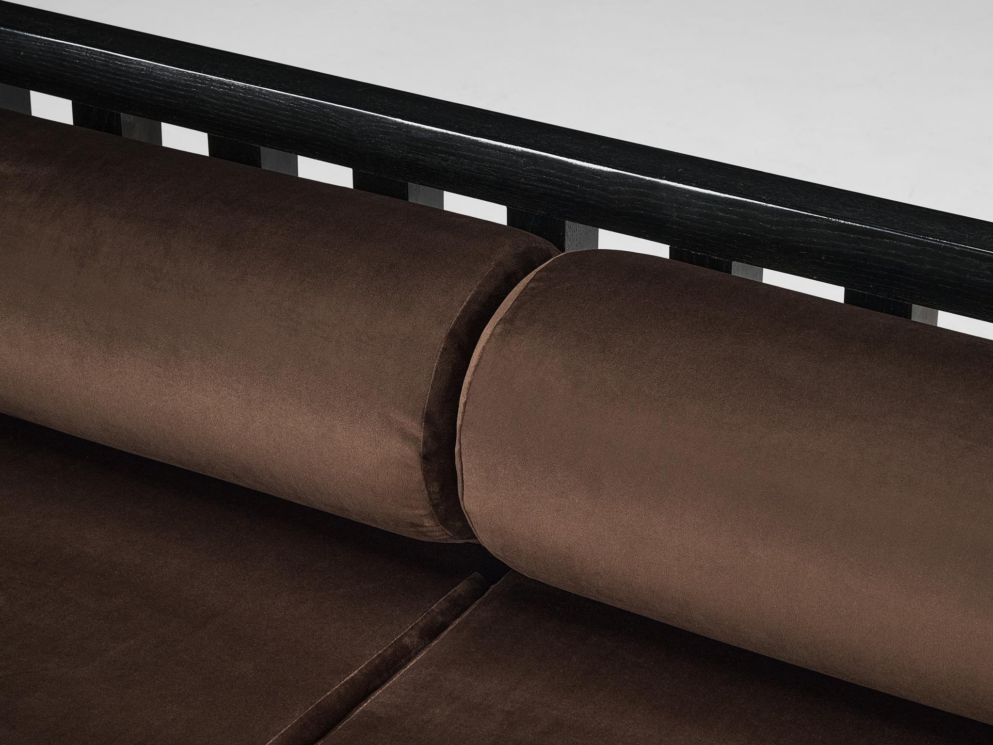 Geometrisches Sofa mit Gitter Framework aus schwarz lackierter Esche  im Angebot 1