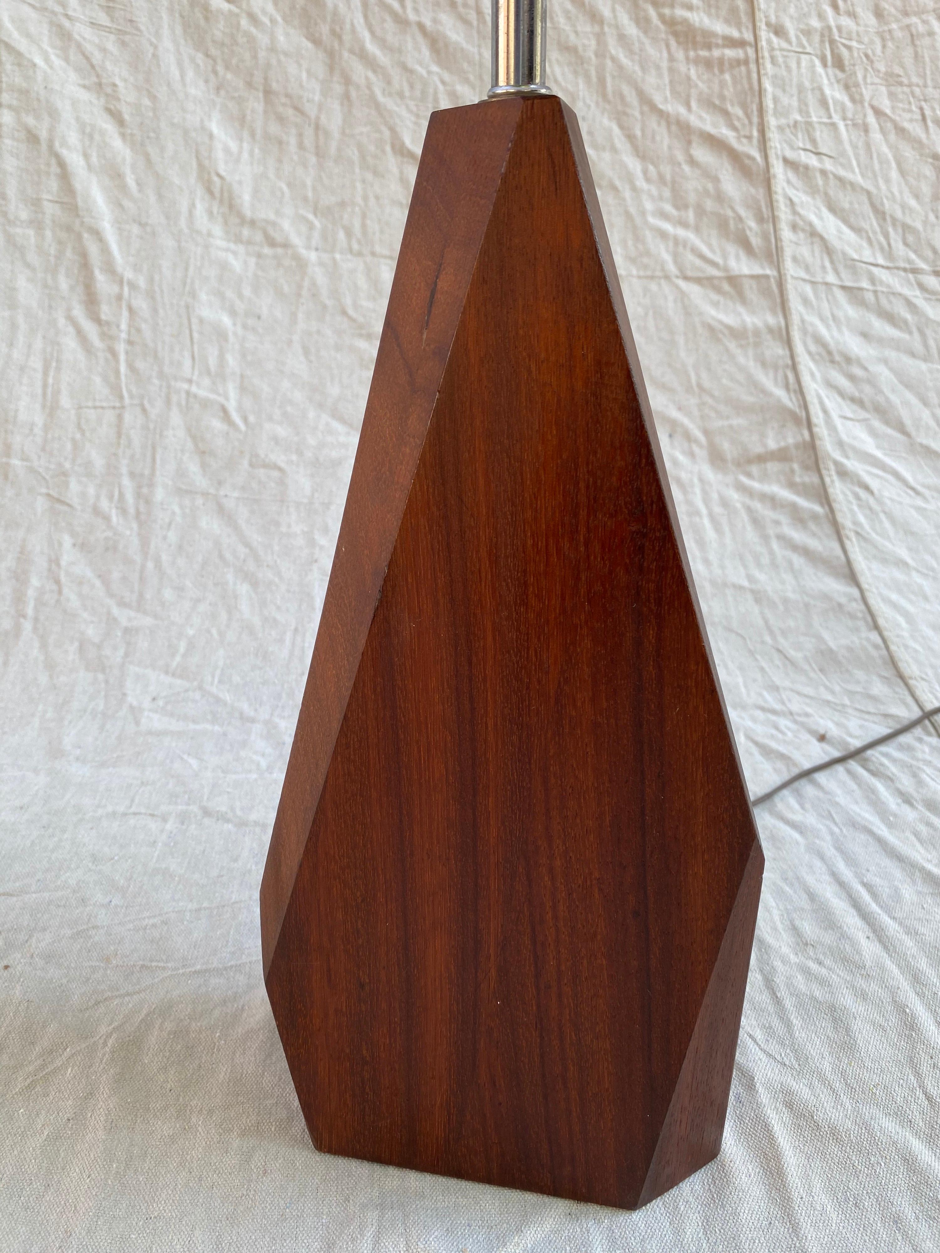 geometric wood table lamp