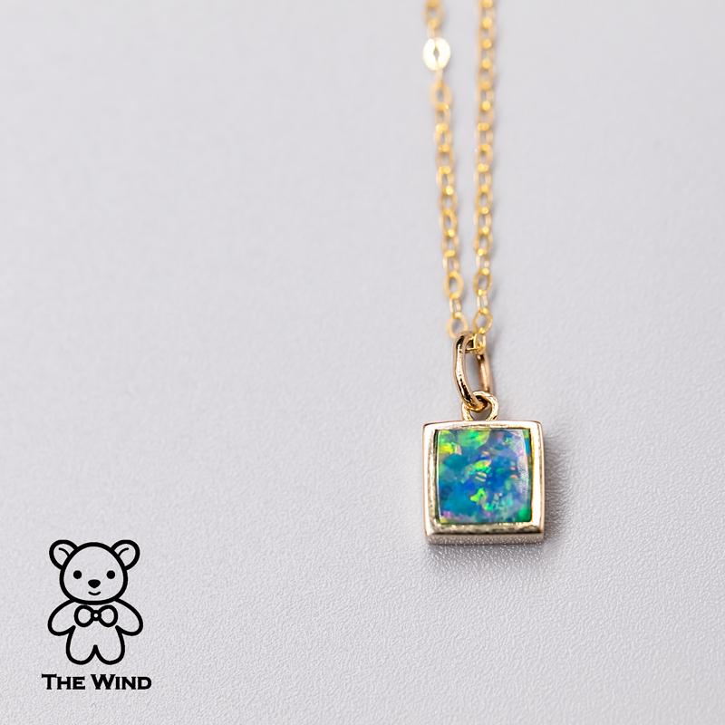 Colgante geométrico cuadrado de ópalo australiano doblete de oro amarillo de 14k.


Envío nacional gratuito USPS First Class  ¡Garantía limitada gratuita de un año!  ¡Bolsa o caja de regalo gratis con cada pedido!



El ópalo, la reina de las