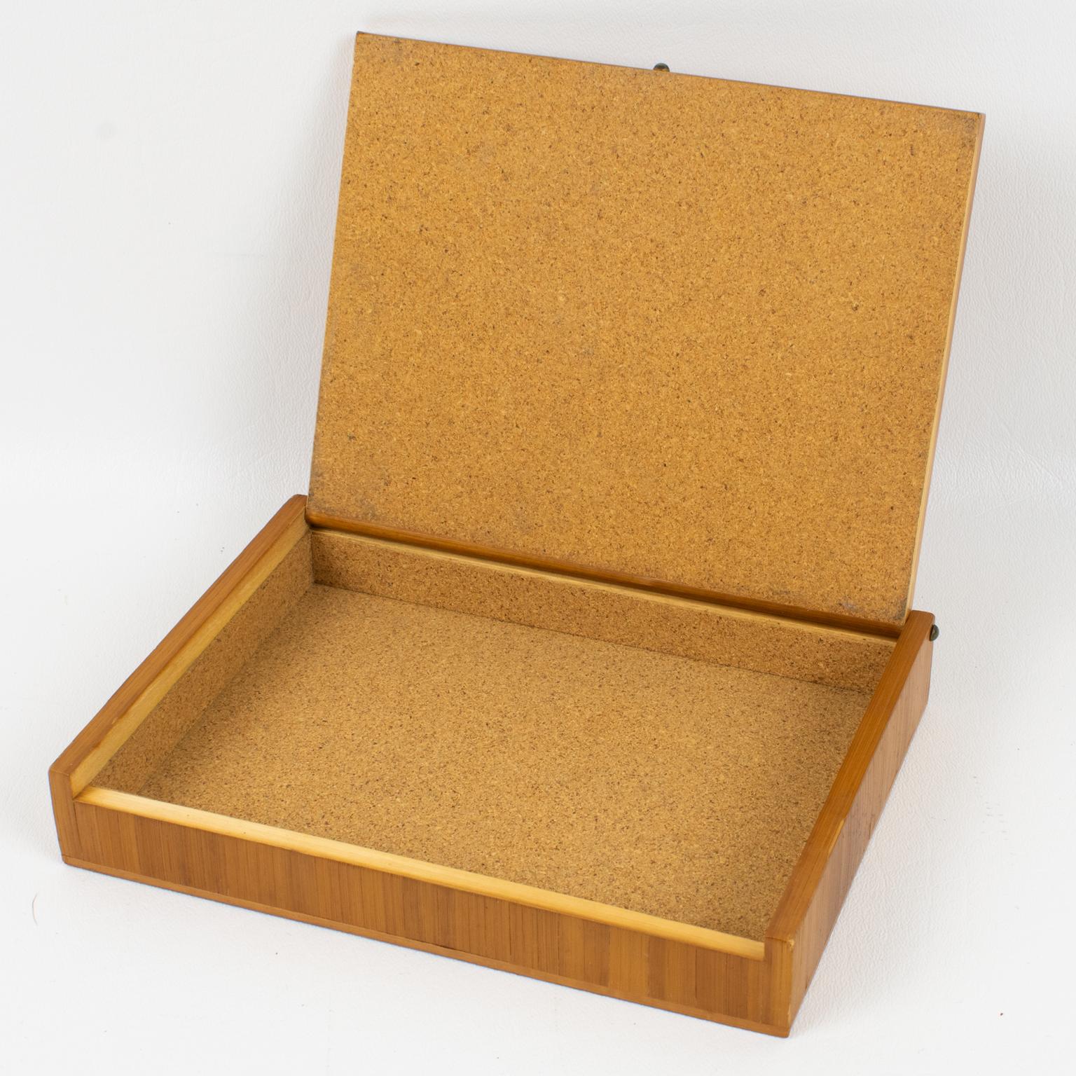 Caja geométrica de marquetería de paja atribuida a Jean-Michel Frank, hacia 1930 mediados del siglo XX en venta