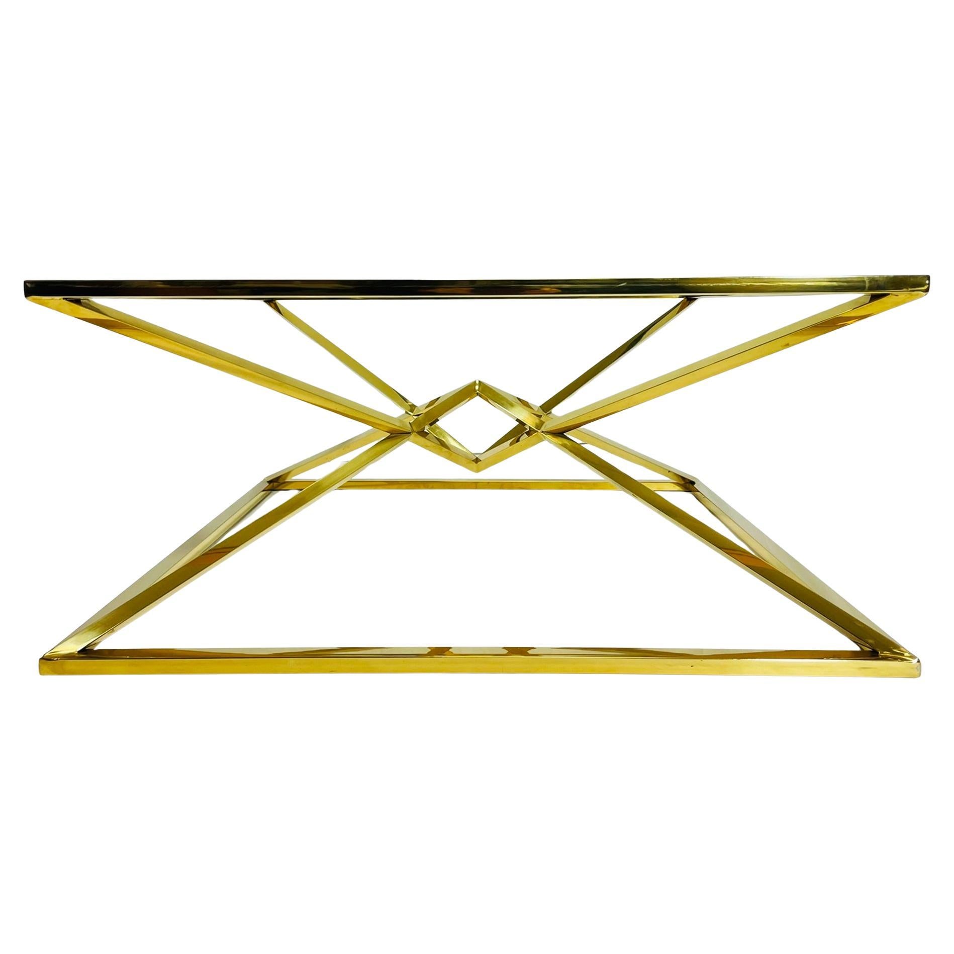 Table basse de style géométrique en laiton et verre en vente