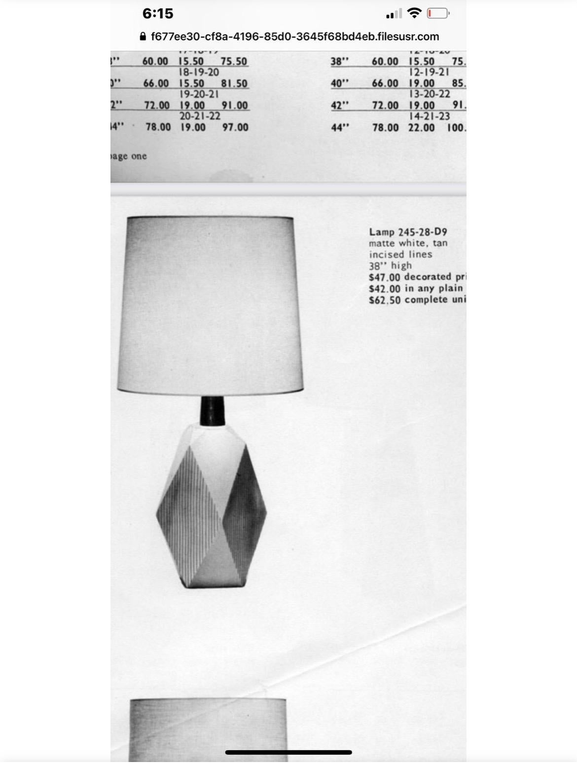 Lampe de table géométrique de Jane et Gordon Martz en vente 3