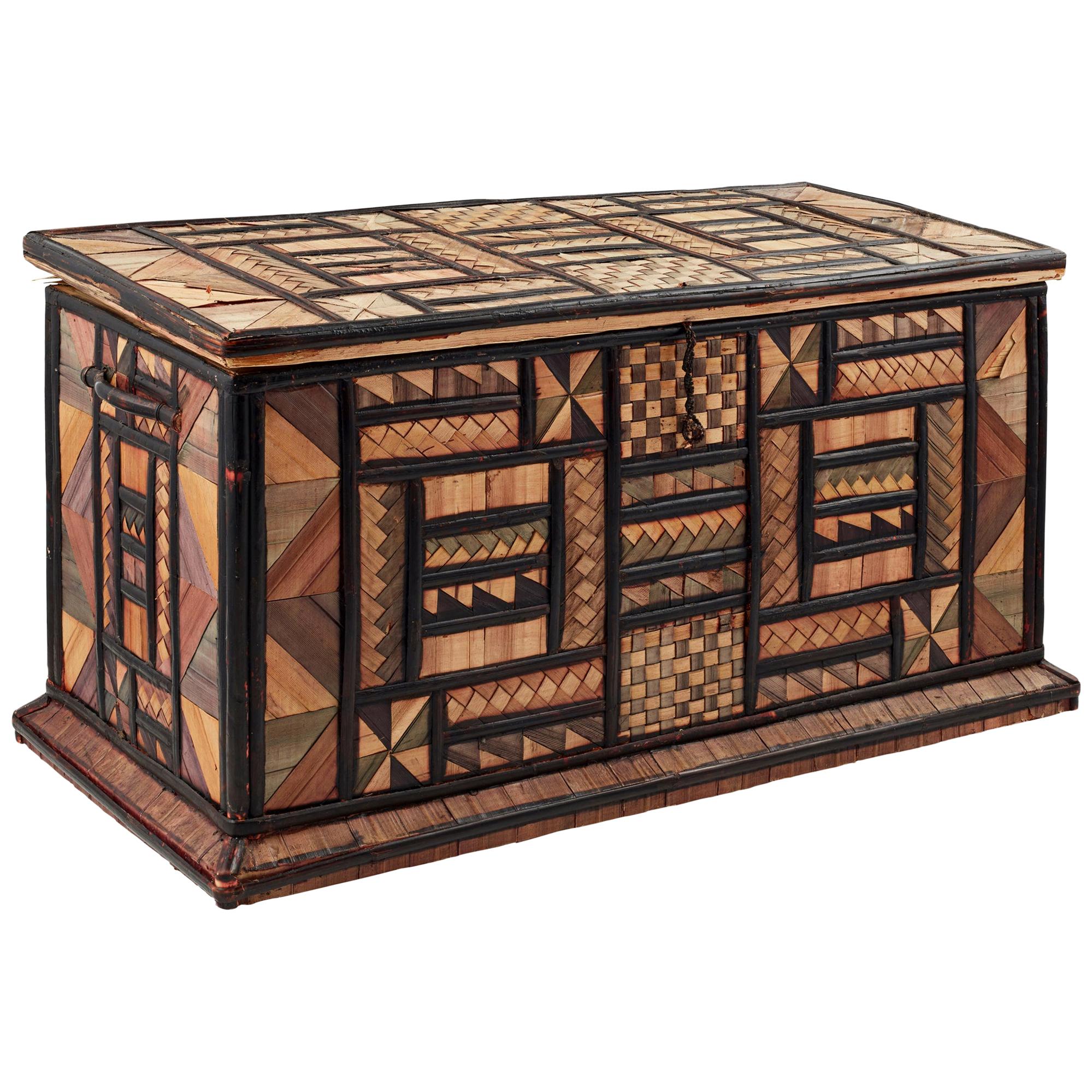 Geometric Table Top Trunk