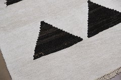 Kilim geométrico turco de cáñamo