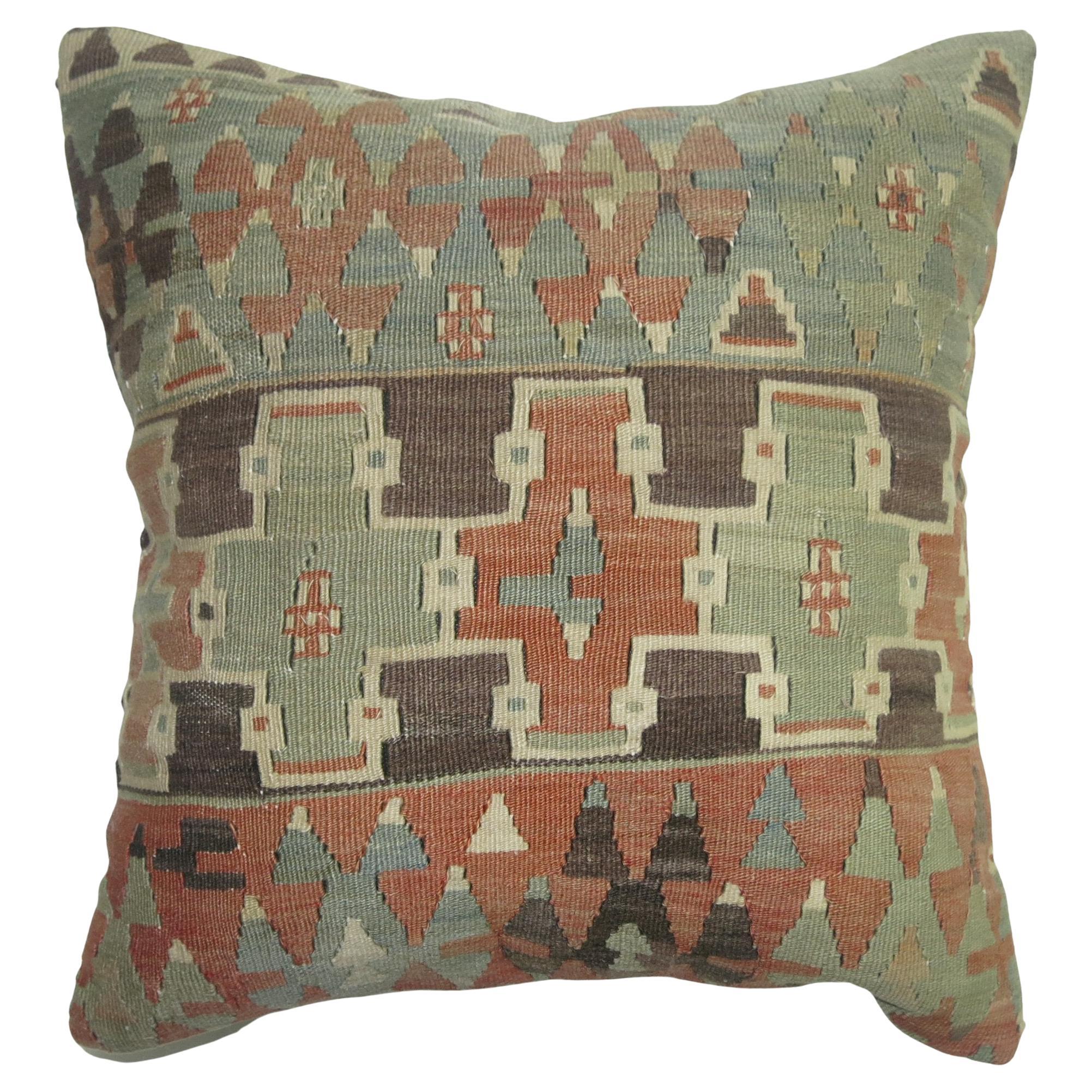 Coussin Kilim turc géométrique en vente