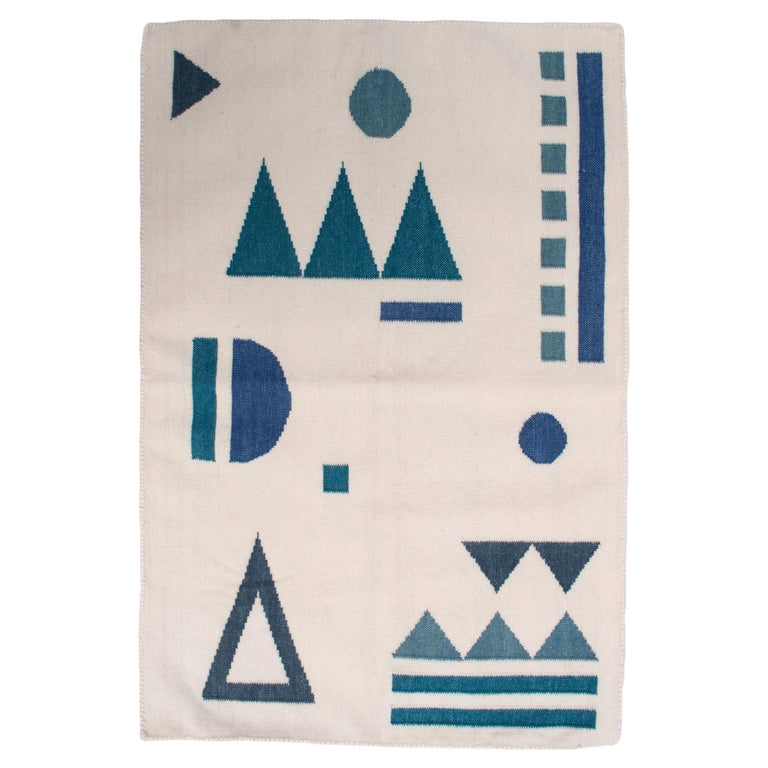 Tapis, carpette et dhurrie en laine moderne tribal Vera tissé à la main,  motif géométrique - En vente sur 1stDibs
