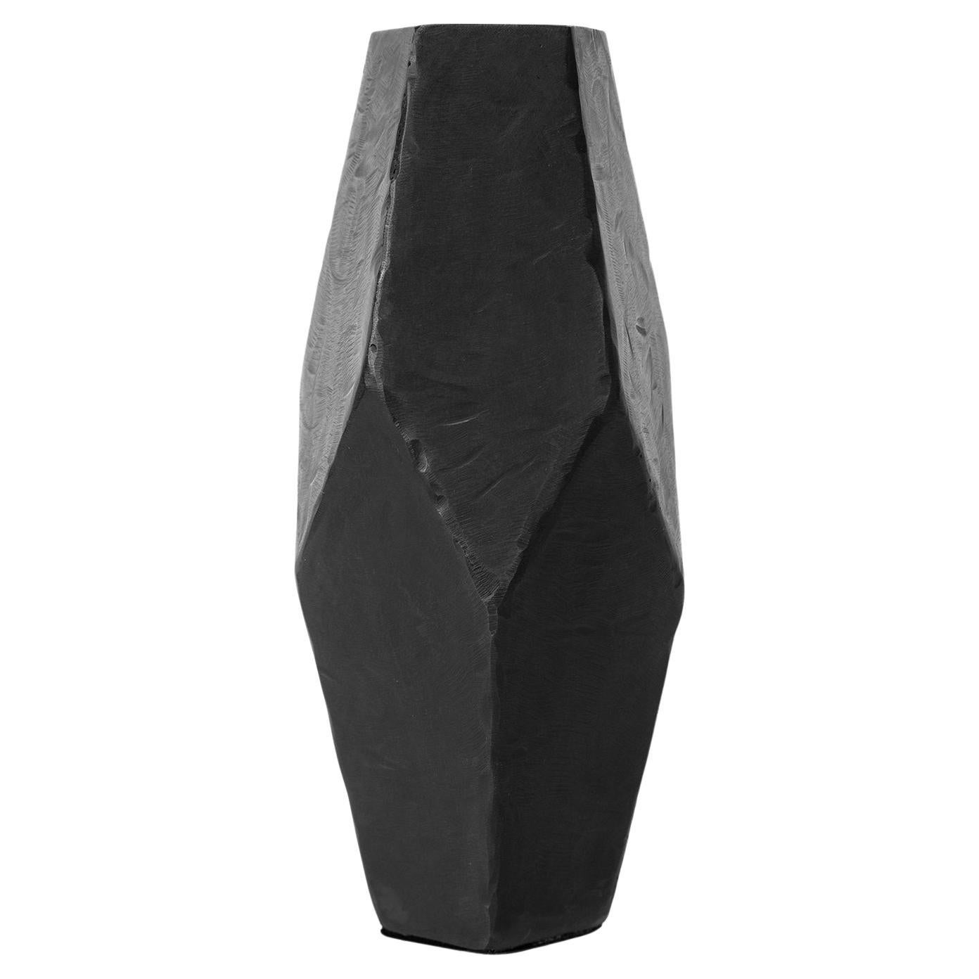 Sculpture de récipient géométrique contemporaine en fer ciré noirci sculpté Stark Rough