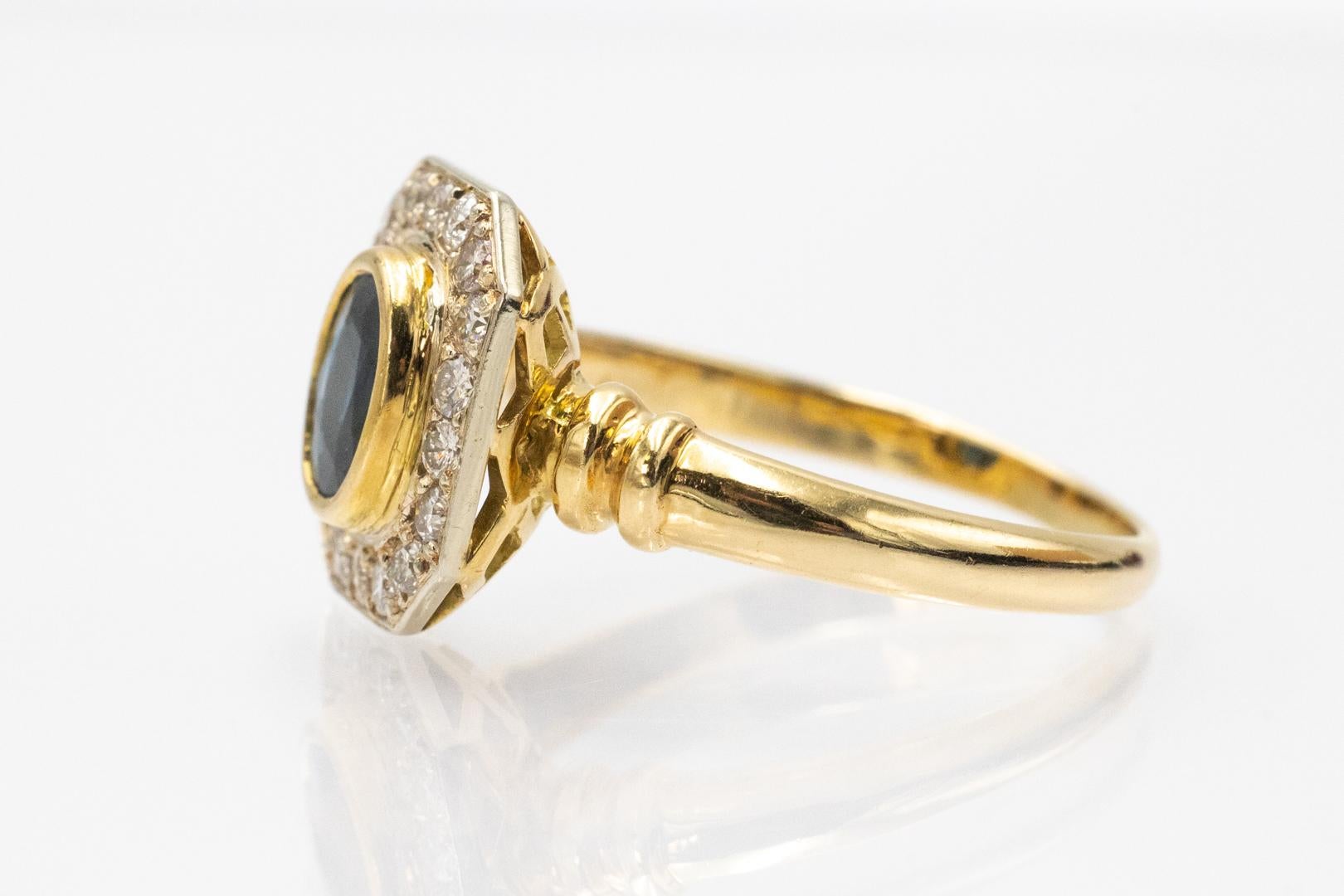 Bague géométrique en or 18k vinatge avec saphir et diamants. Bon état - En vente à Chorzów, PL