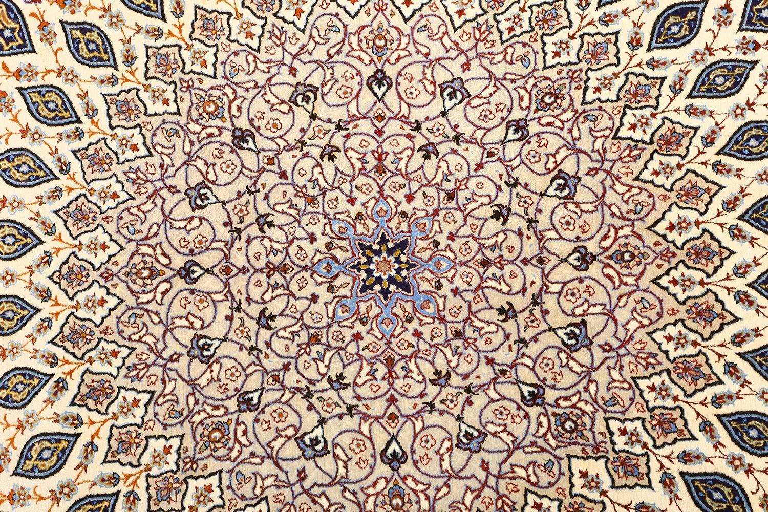 Geometric Vintage Isfahan Persian Rug, Country of Origin / Rug Type: Vintage Persian Rug, Circa date: Late 20th Century. Size: 6 ft 8 in x 8 ft 8 in (2.03 m x 2.64 m)

