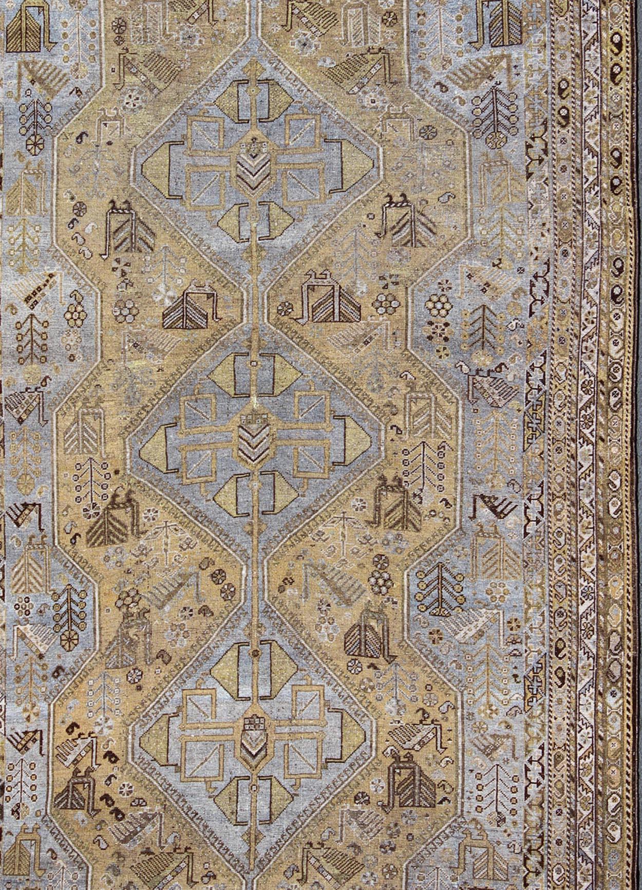 Geometric Vintage Persian Shiraz Rug Tri-Medallion Design in Lavender and Olive For Sale 3