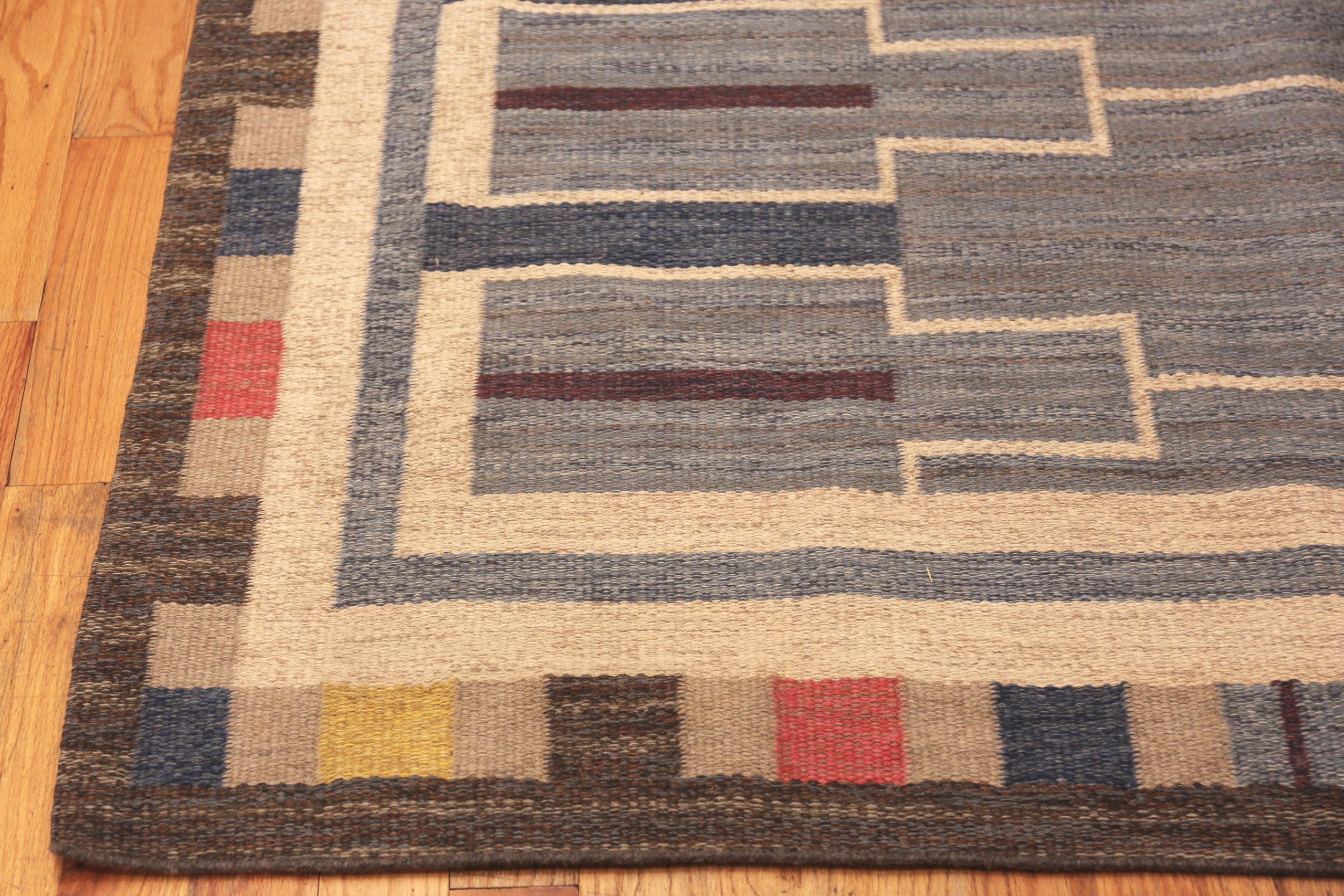 Hand-Knotted Geometric Vintage Scandinavian Swedish Kilim Rug. 6 ft 4 in x 9 ft 10 in