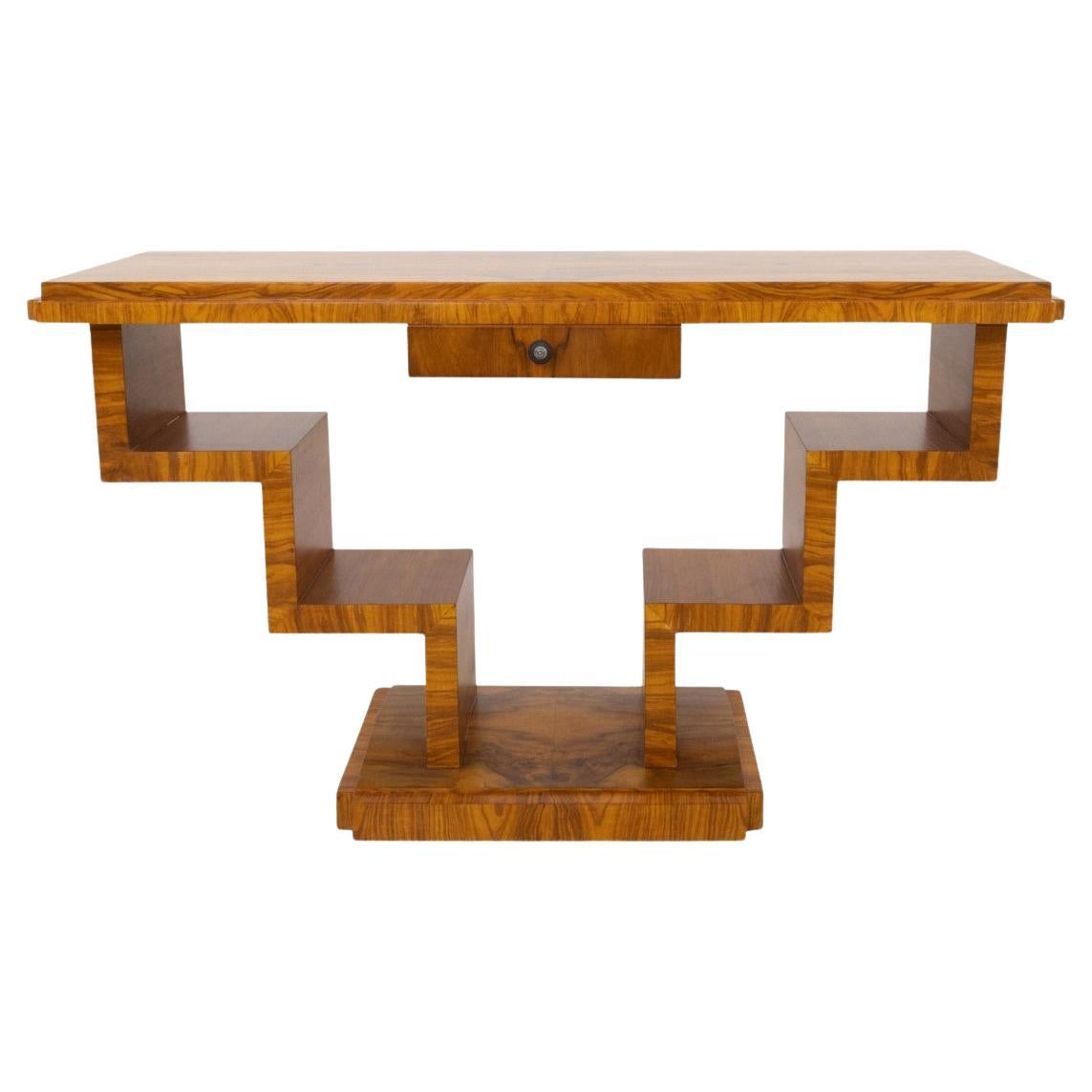 Table console art déco géométrique en noyer, Pologne, milieu du XXe siècle. en vente