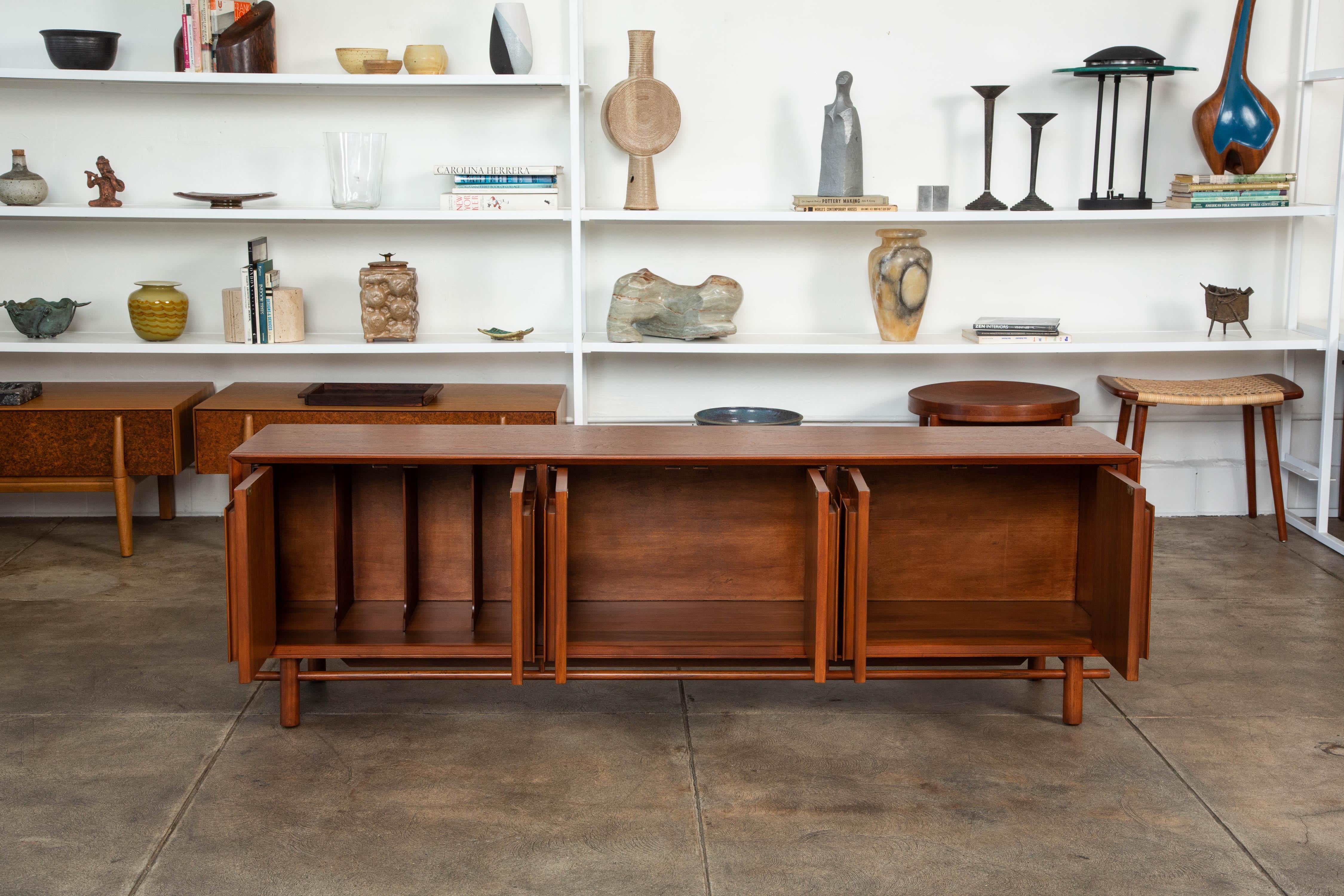 Geometric Walnut Credenza by Lane In Excellent Condition In Los Angeles, CA