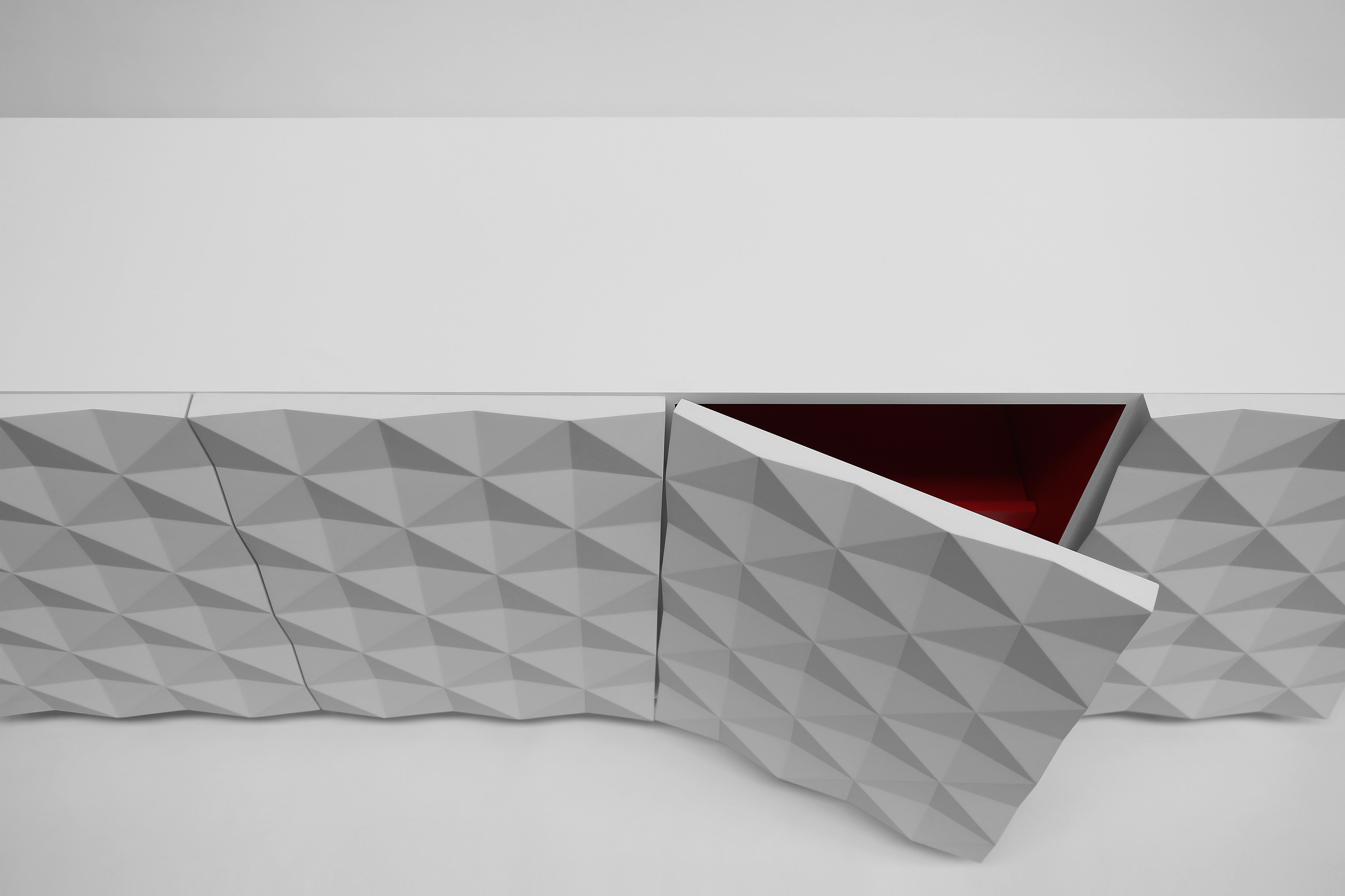 Sideboard in Felsenform, Anrichte, Konsole in Weiß von Joel Escalona (21. Jahrhundert und zeitgenössisch) im Angebot