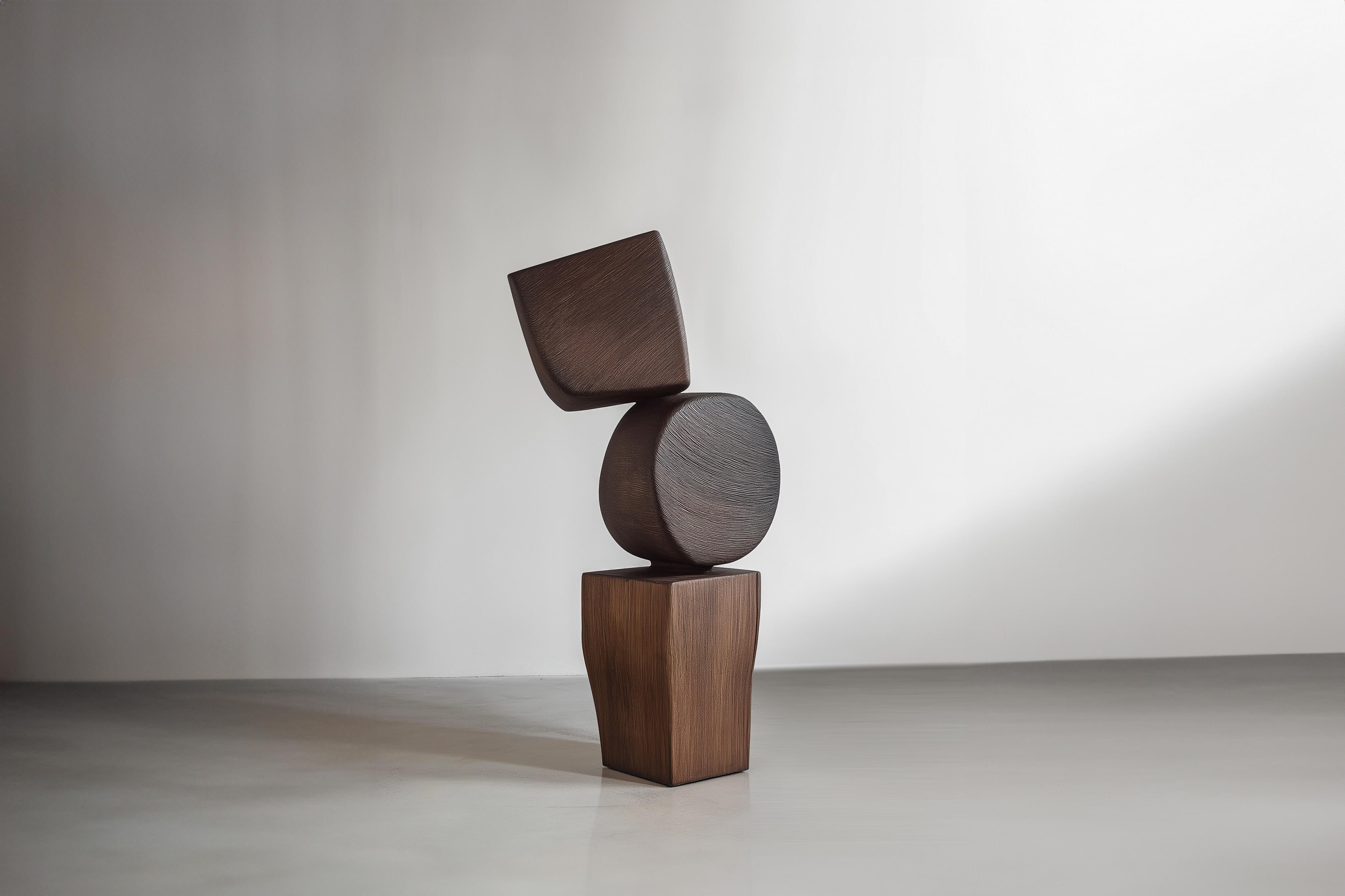 Sculpture géométrique en bois Lull No41 - Objet décoratif de NONO pour les espaces contemporains


---
L'équilibre et la tension sont au cœur de ces sculptures. Le jeu entre les formes lisses et arrondies et les bases solides et angulaires crée un