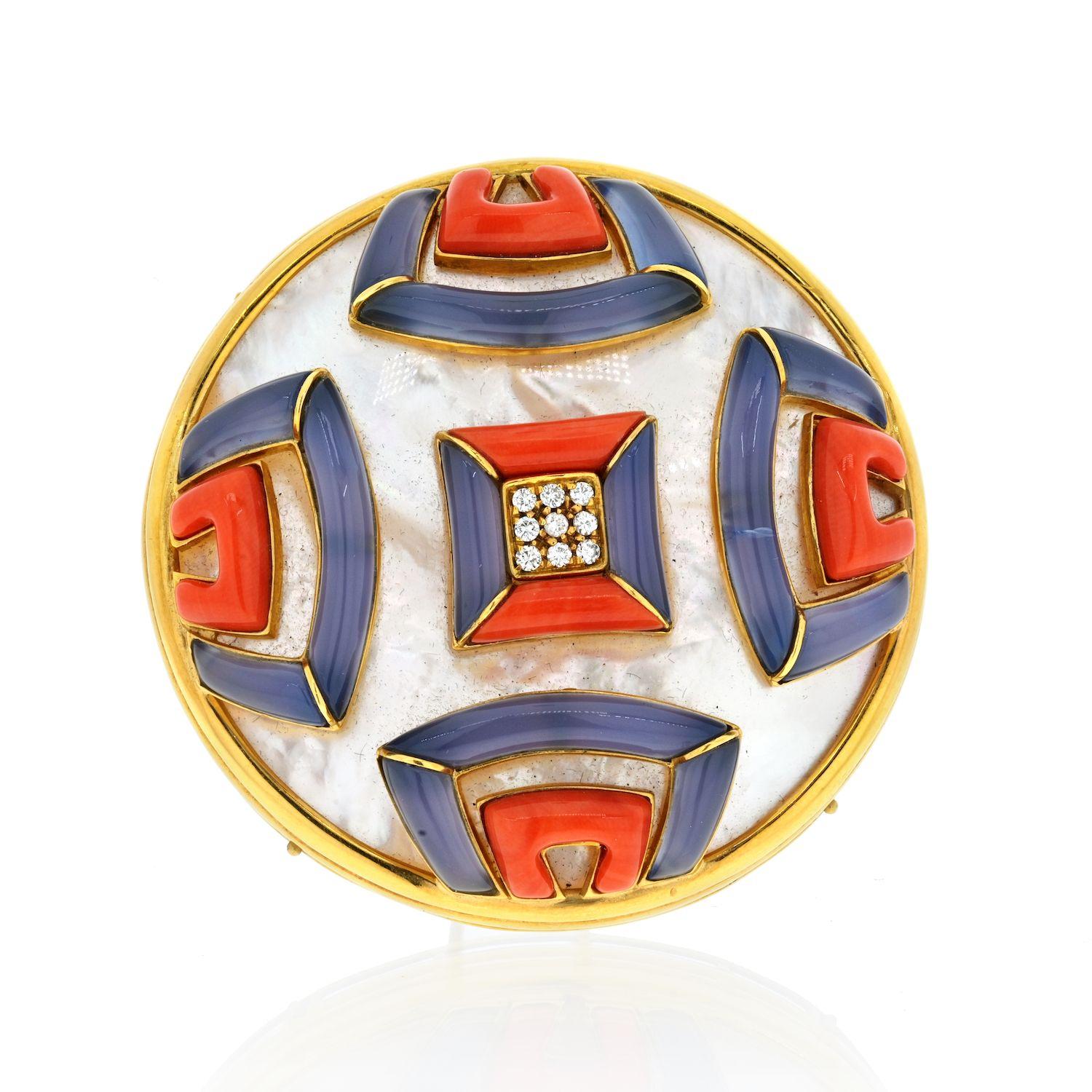 18K Yellow Gold Mother Of Pearl, Chalcedony And Coral Round Brooch. Lovely brooch of a nice substantial weight. 56mm wide.