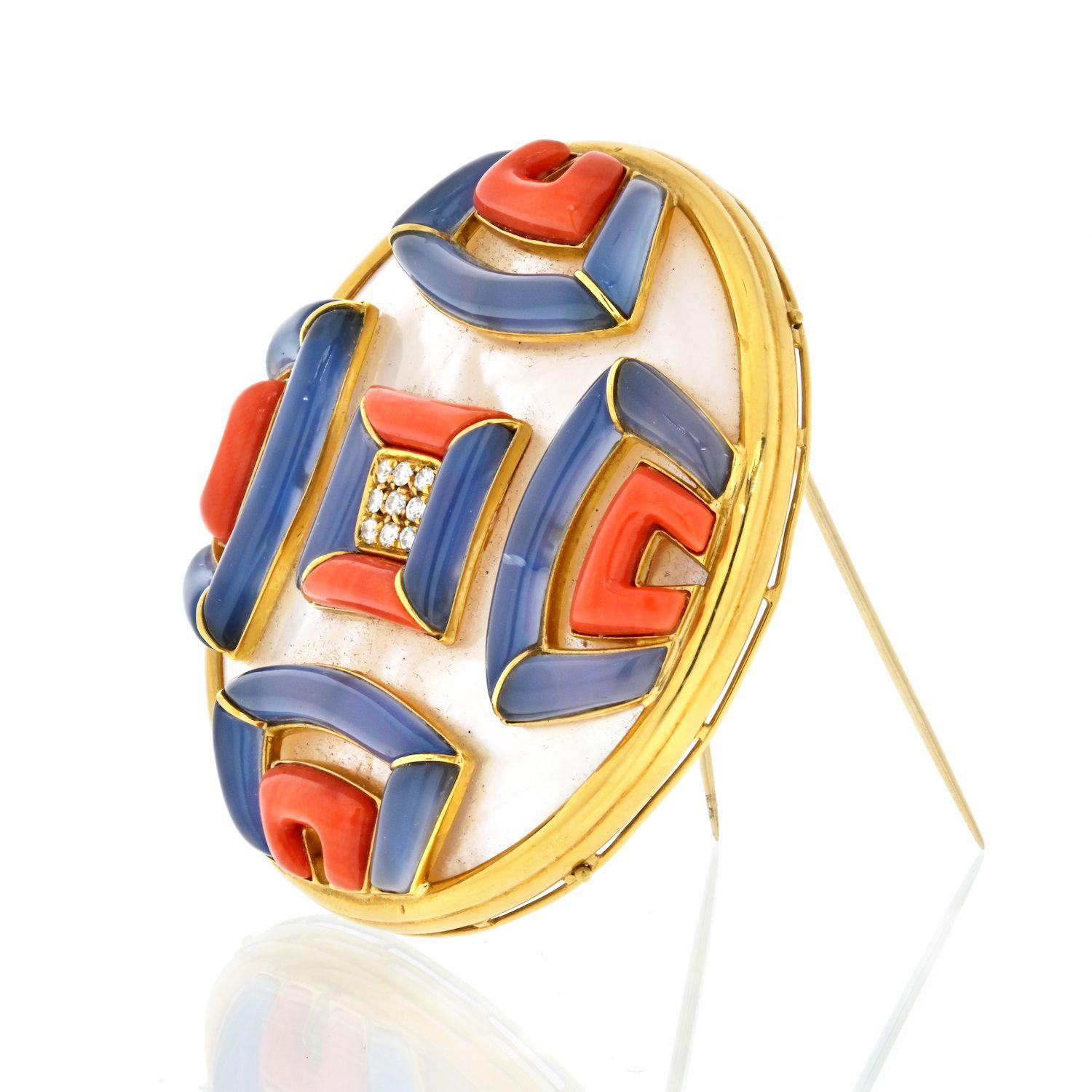 Modern Geometrical 18K Yellow Gold Mother of Pearl, Chalcedony and Coral Round Brooch For Sale