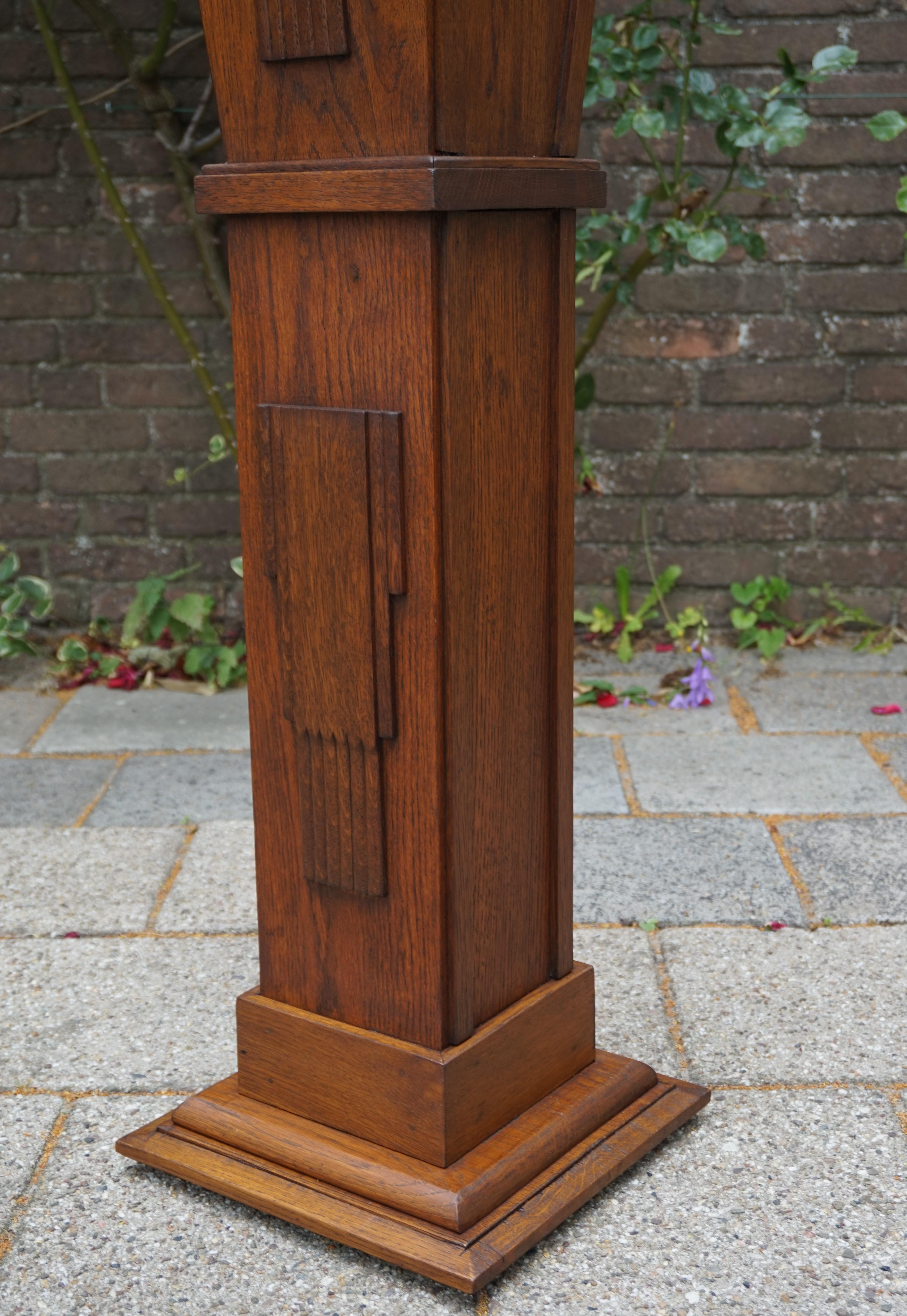 pedestals for statues or vases