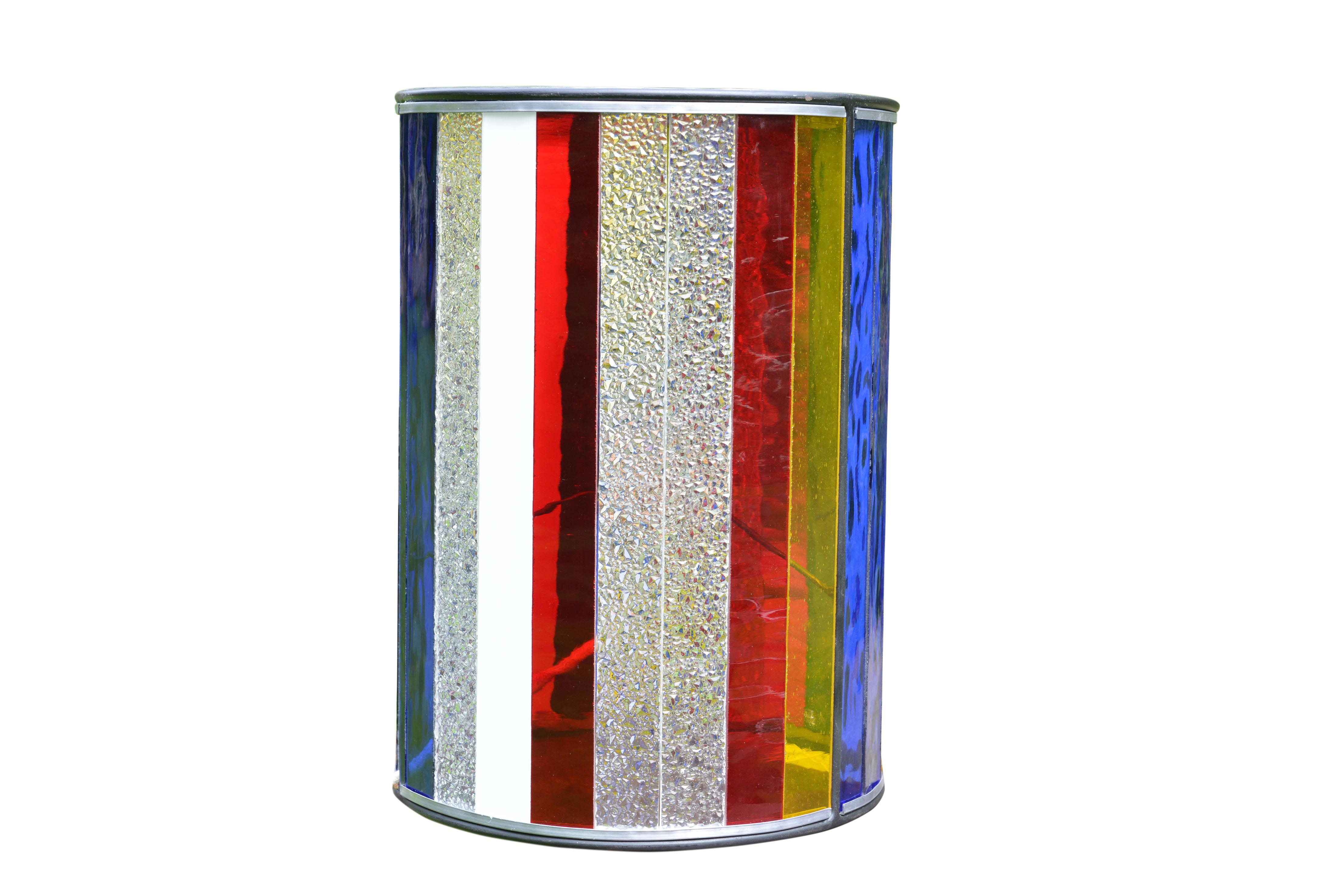 Cylindrical Belgian Colored Glass Lamp Made by Local Bruges Artist In Good Condition For Sale In Sint-Kruis, BE