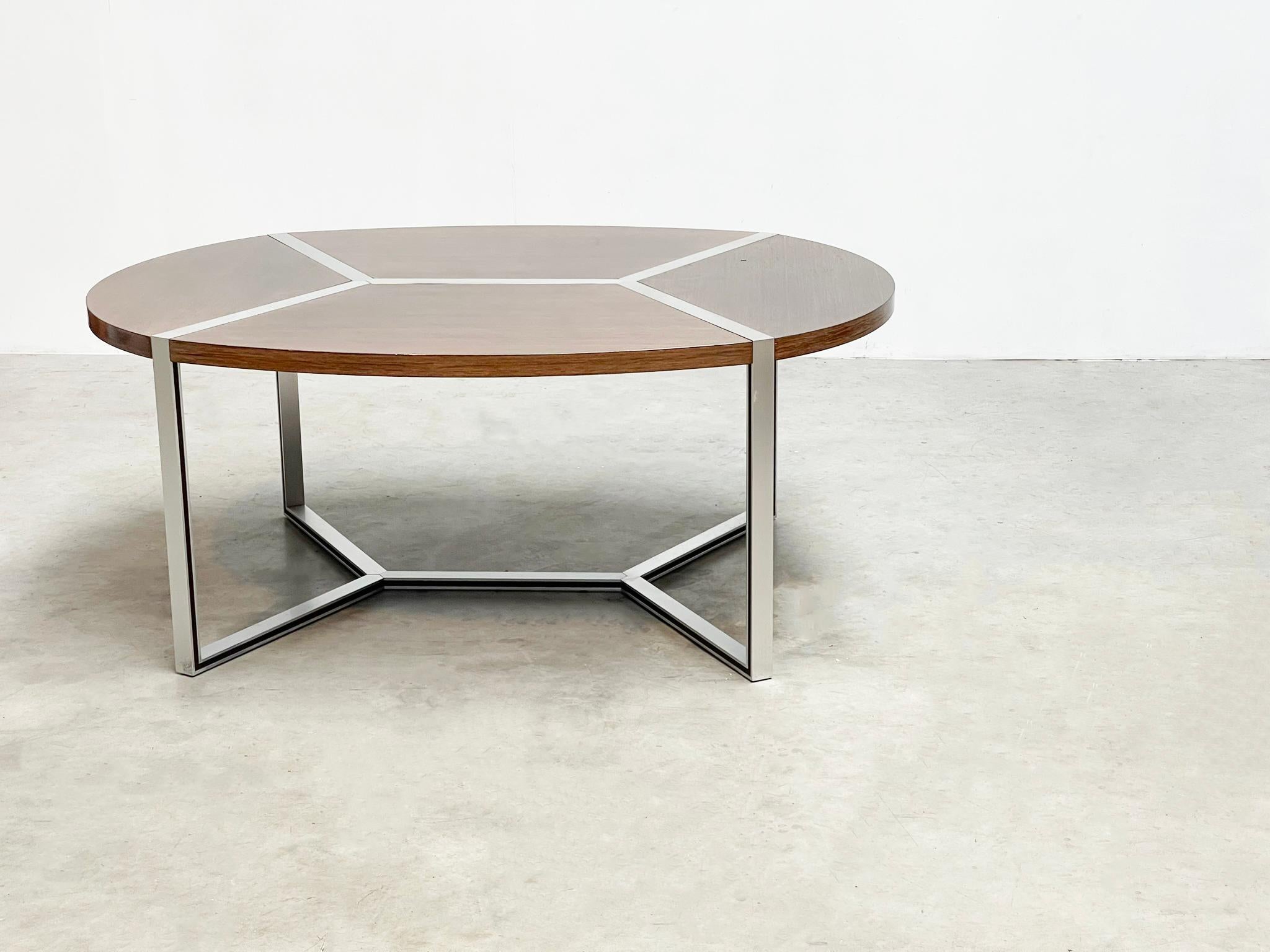 Geometrical Ligne Roset dining table designed by Henri Lesetre and Claude Gailla For Sale 4