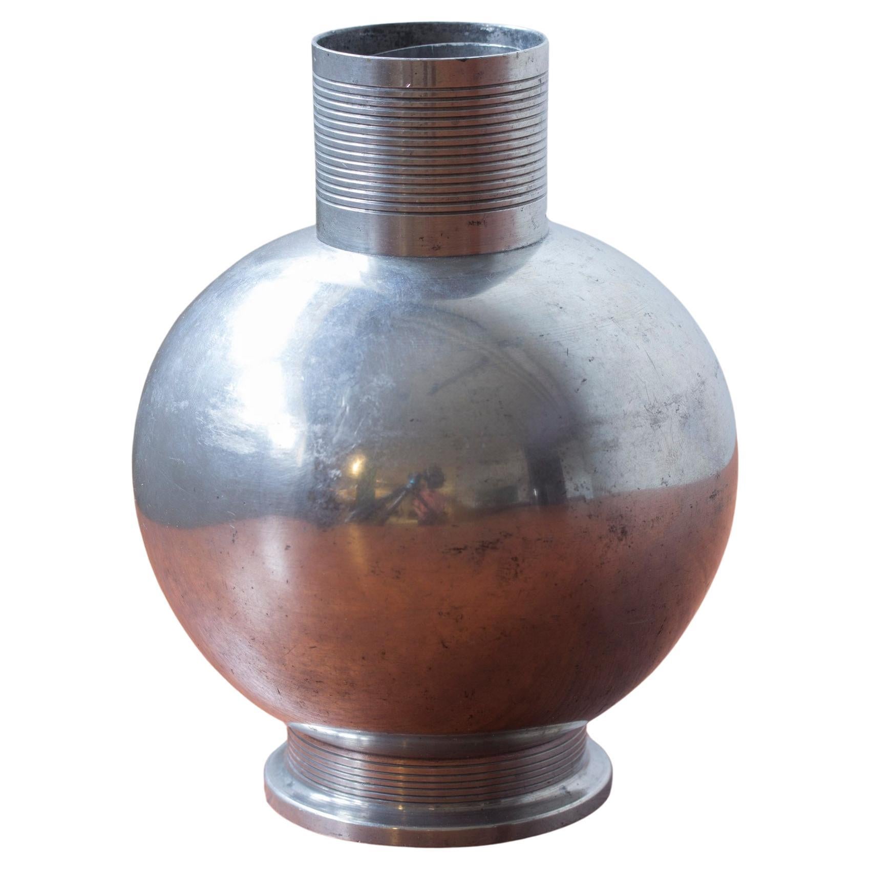 Geometrische Vase aus Zinn von Nils Fougstedt, FAK, 1934 Schweden im Angebot