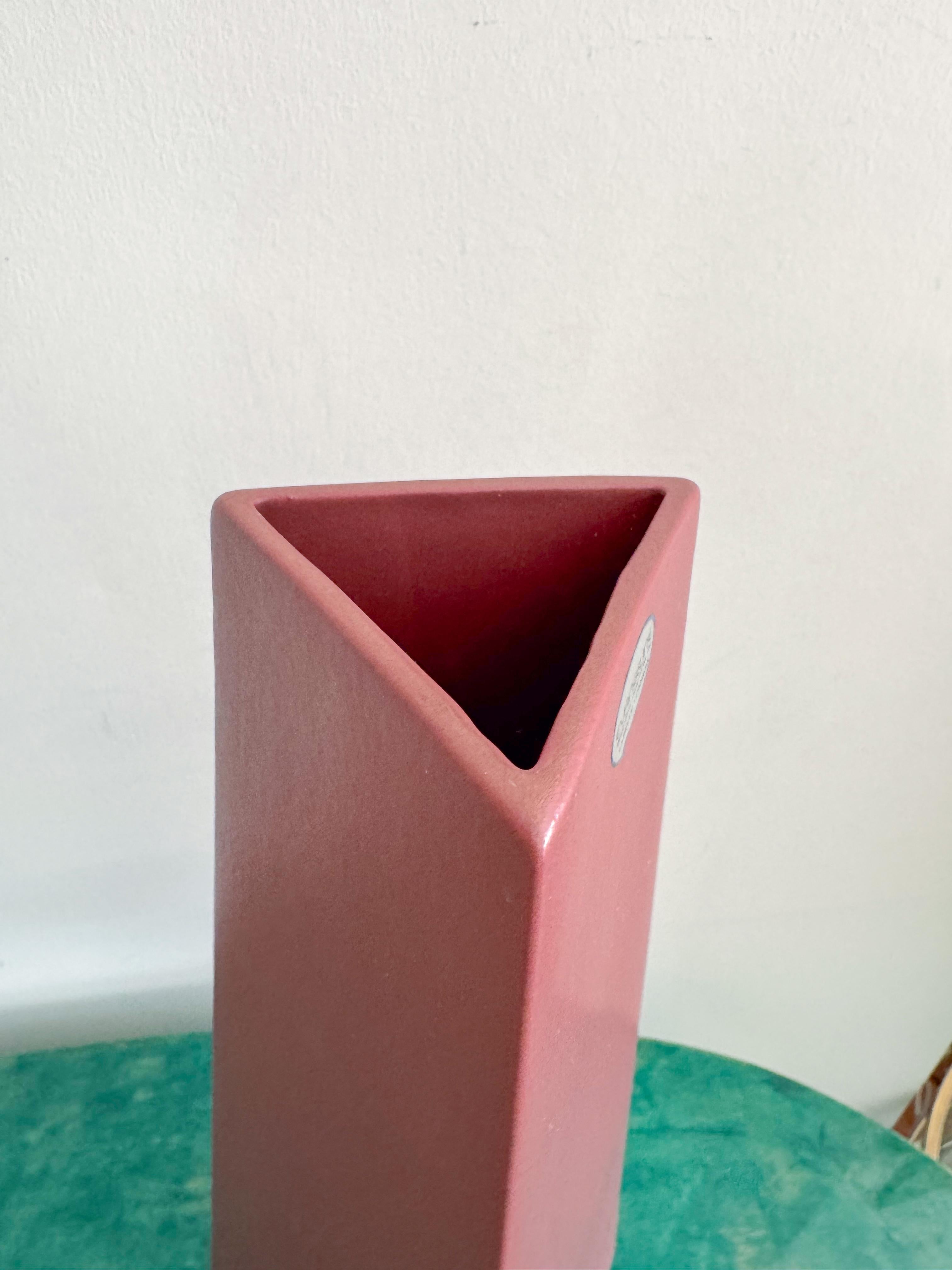 Post-Modern Geometrical Rose Ceramic Vase by Evangeline, Quebec 1970s – Postmodern Memphis For Sale