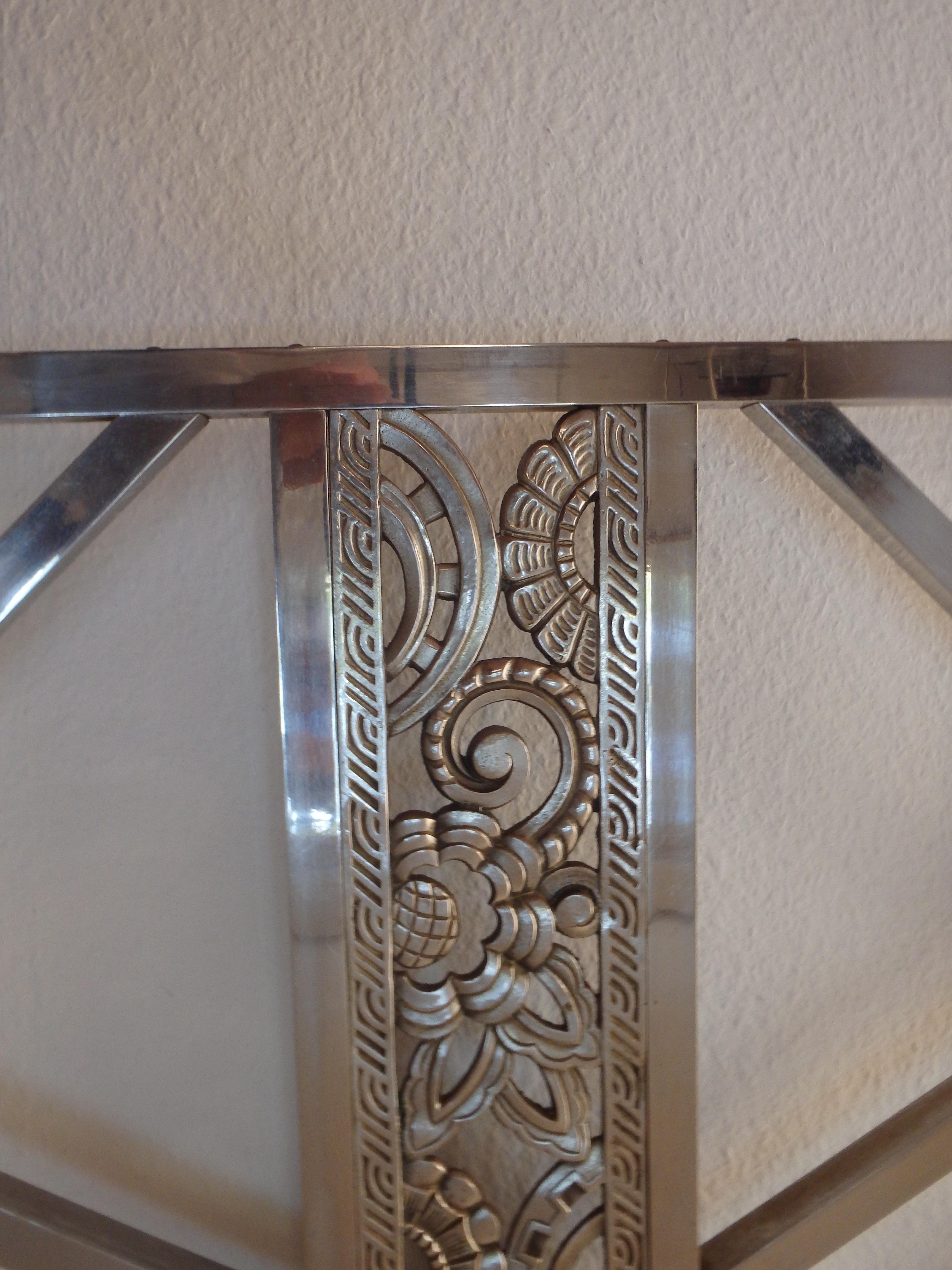 Mid-20th Century Geometrical spanish Art Deco nickel bed head and foot part with floral ornaments For Sale
