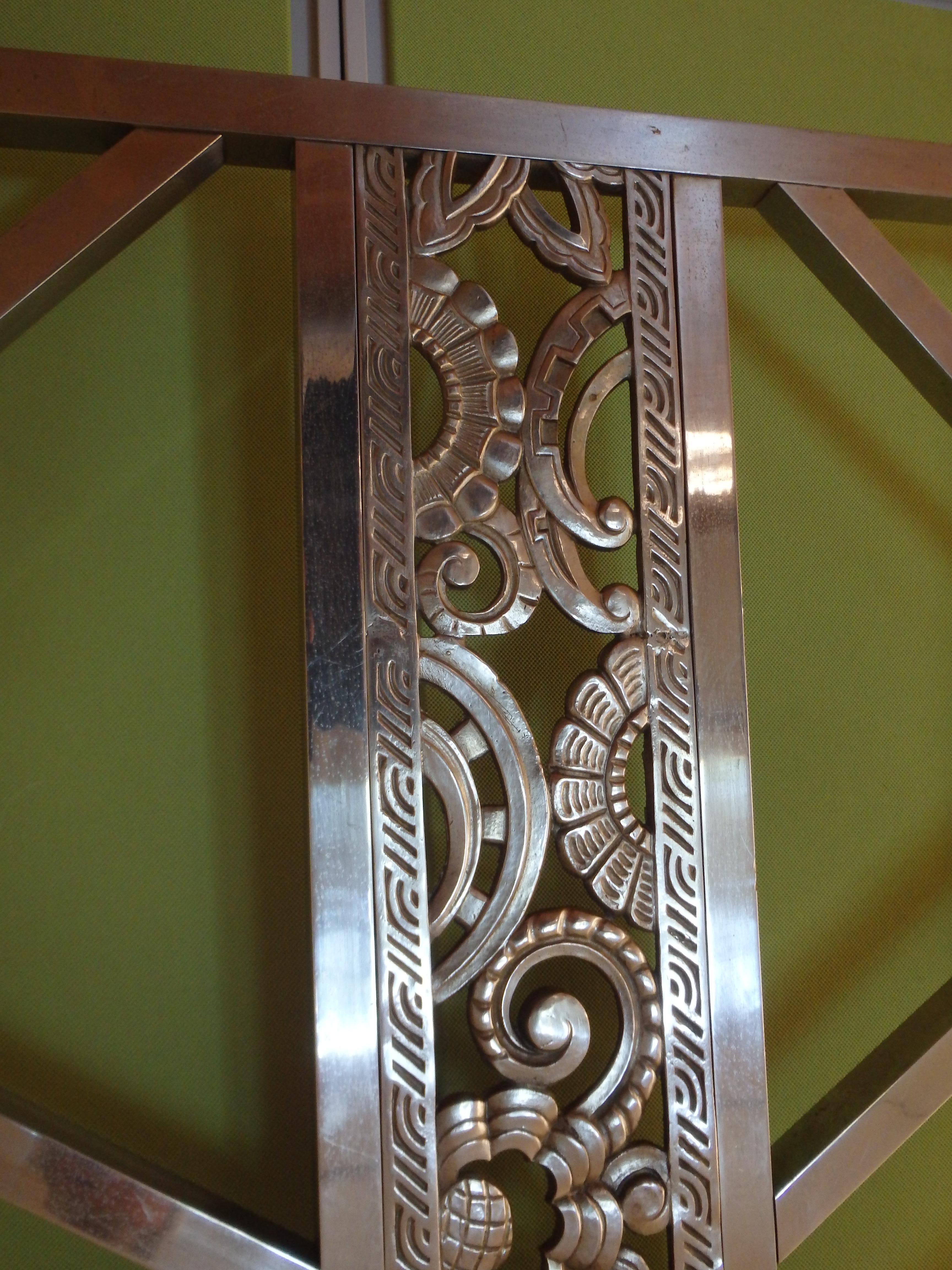 Geometrical spanish Art Deco nickel bed head and foot part with floral ornaments For Sale 1