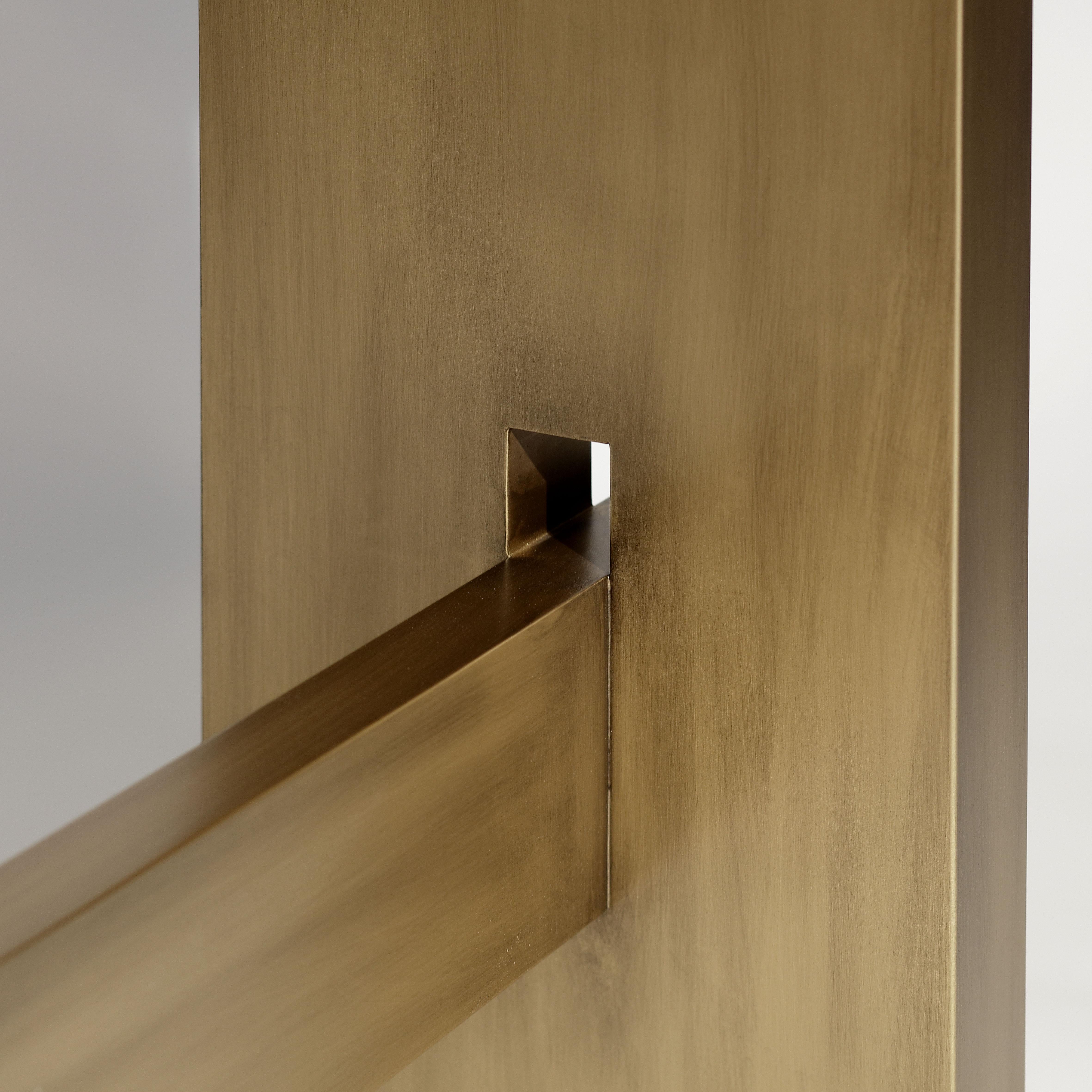 Table console géométrique en bronze et sycomore figuré, fabriquée à la main par Duistt Neuf - En vente à Leça da Palmeira, PT