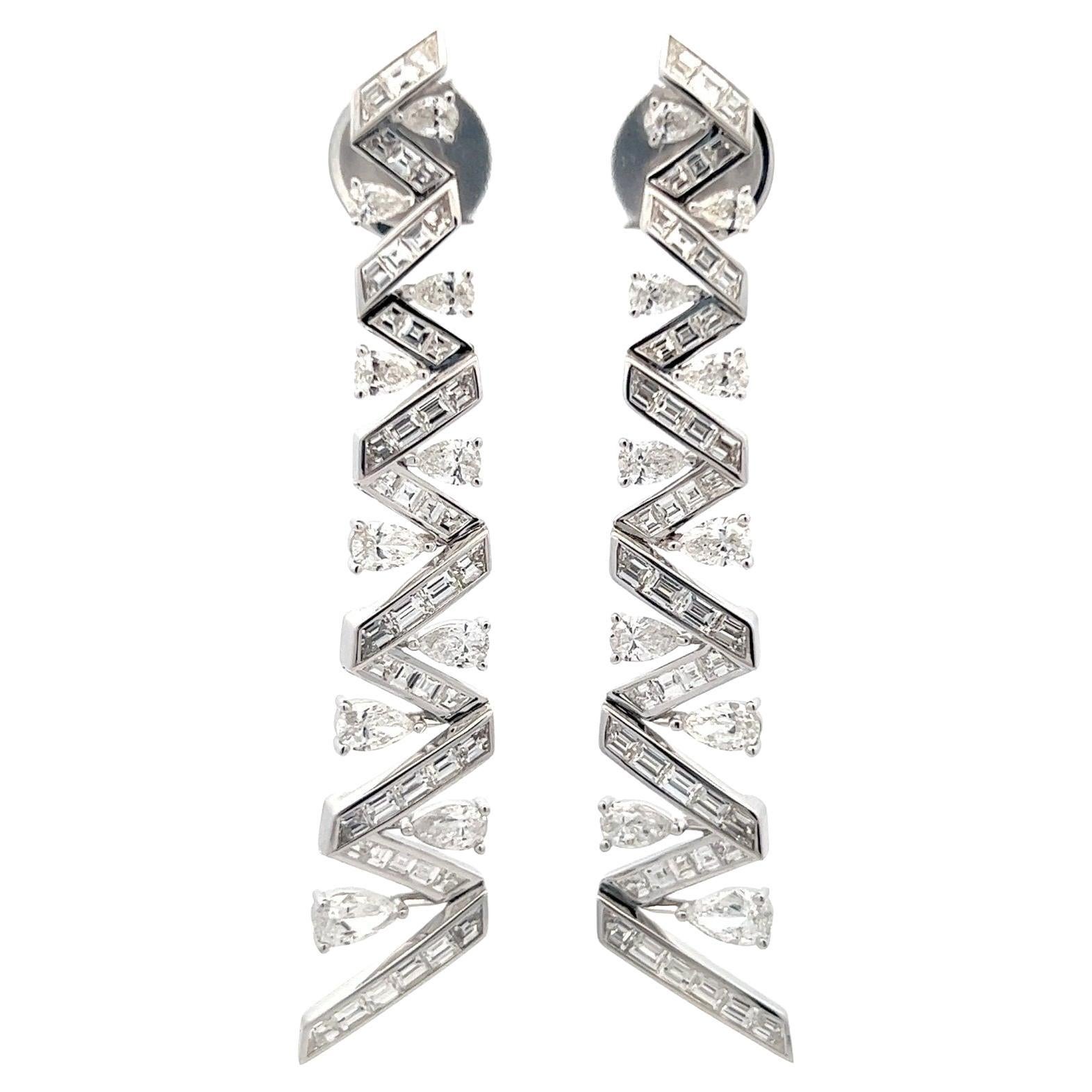 Geometrie Diamant-Ohrringe aus 18 Karat Weißgold Exklusive