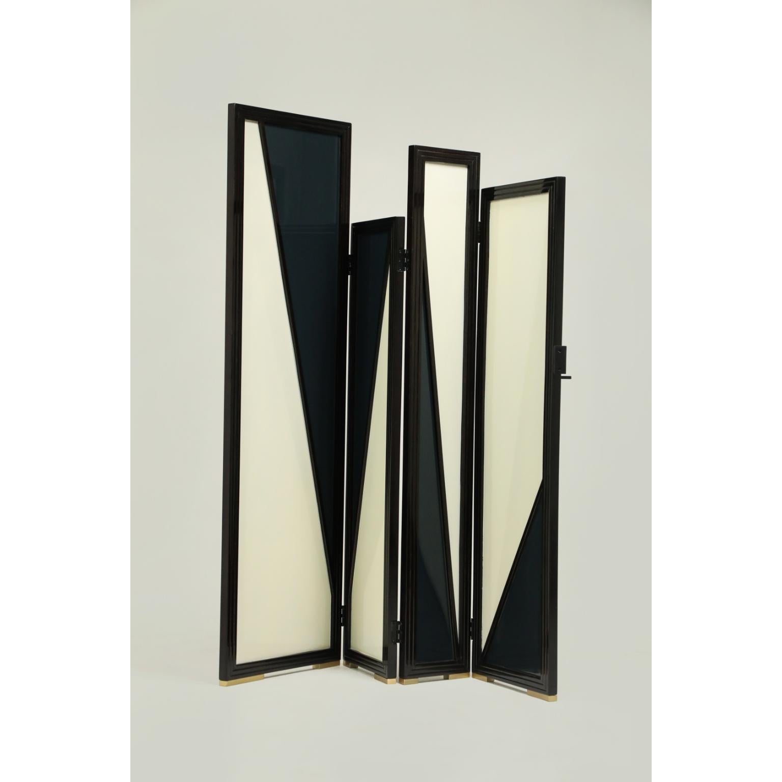 Paravento Geometry in legno massiccio laccato lucido e ottone di Artempo in vendita 4