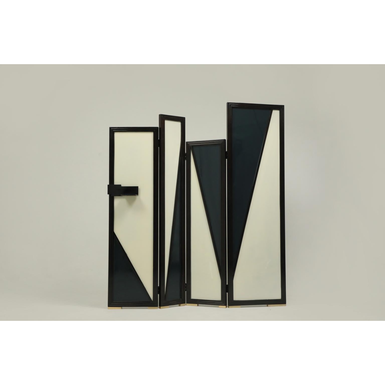 Paravento Geometry in legno massiccio laccato lucido e ottone di Artempo in vendita 1