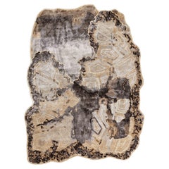 Geomiter a Hand Tufted Modern Rug In Botanical Silk & Wool by Hands