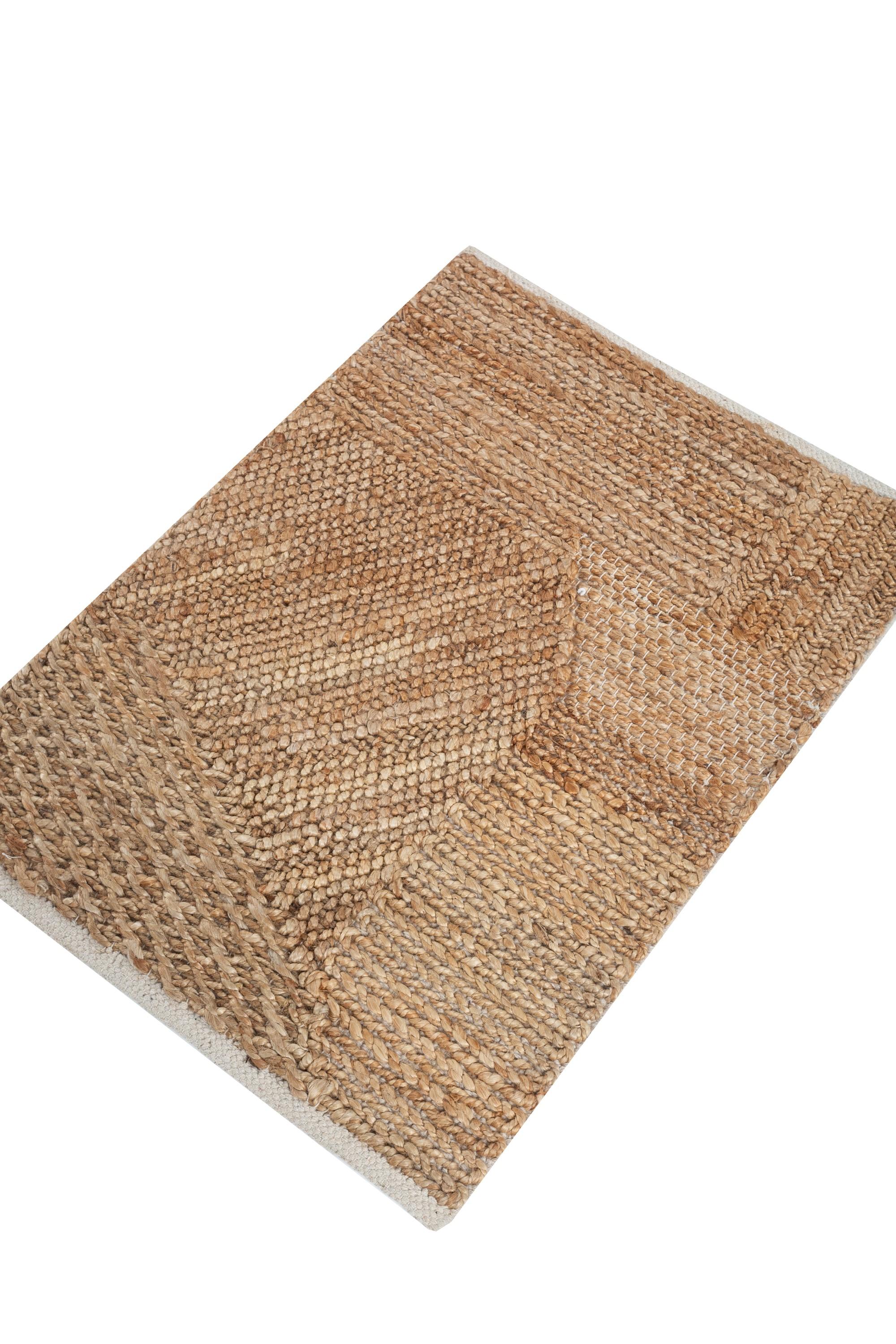 ¿Te has preguntado alguna vez cómo combinar a la perfección la estética moderna con la artesanía atemporal? No busques más: nuestra colección de alfombras tejidas a mano, directamente de los telares rurales de la India. Abraza el encanto de la