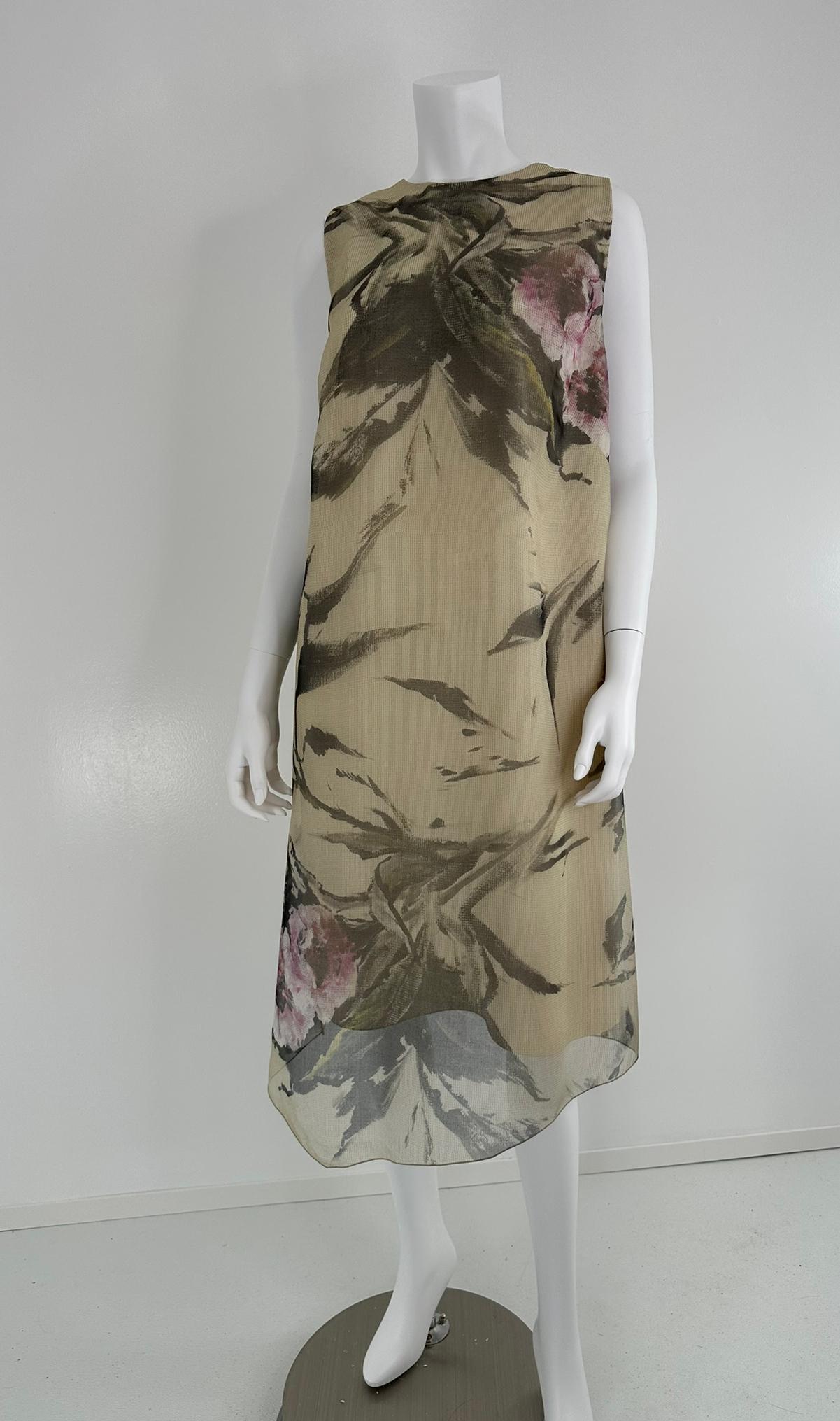 Georg et Arend Salon Privée Munich Vestido y capa de organza de seda estampada en venta 10
