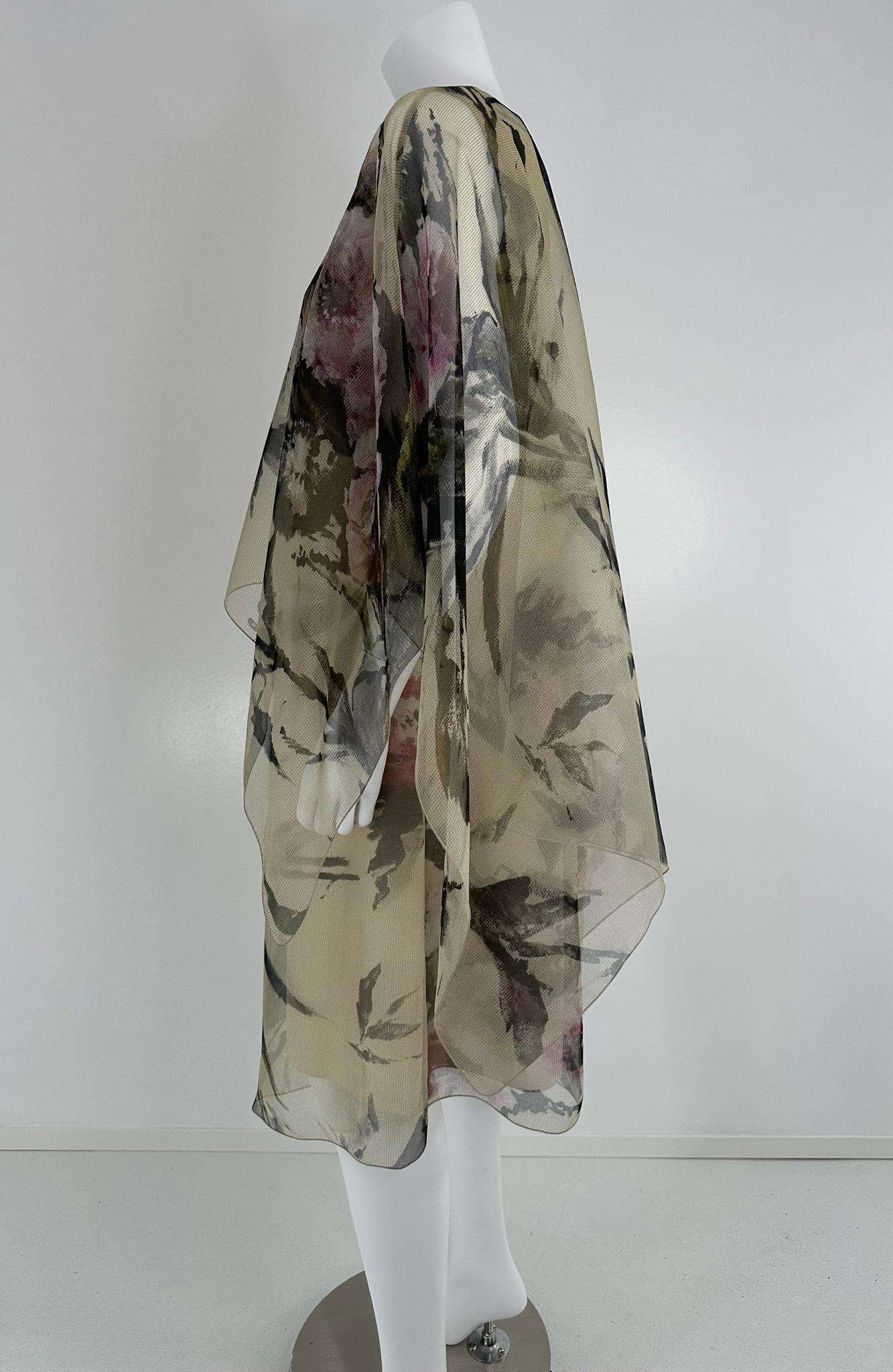 Georg et Arend Salon Privée Munich Vestido y capa de organza de seda estampada Marrón en venta