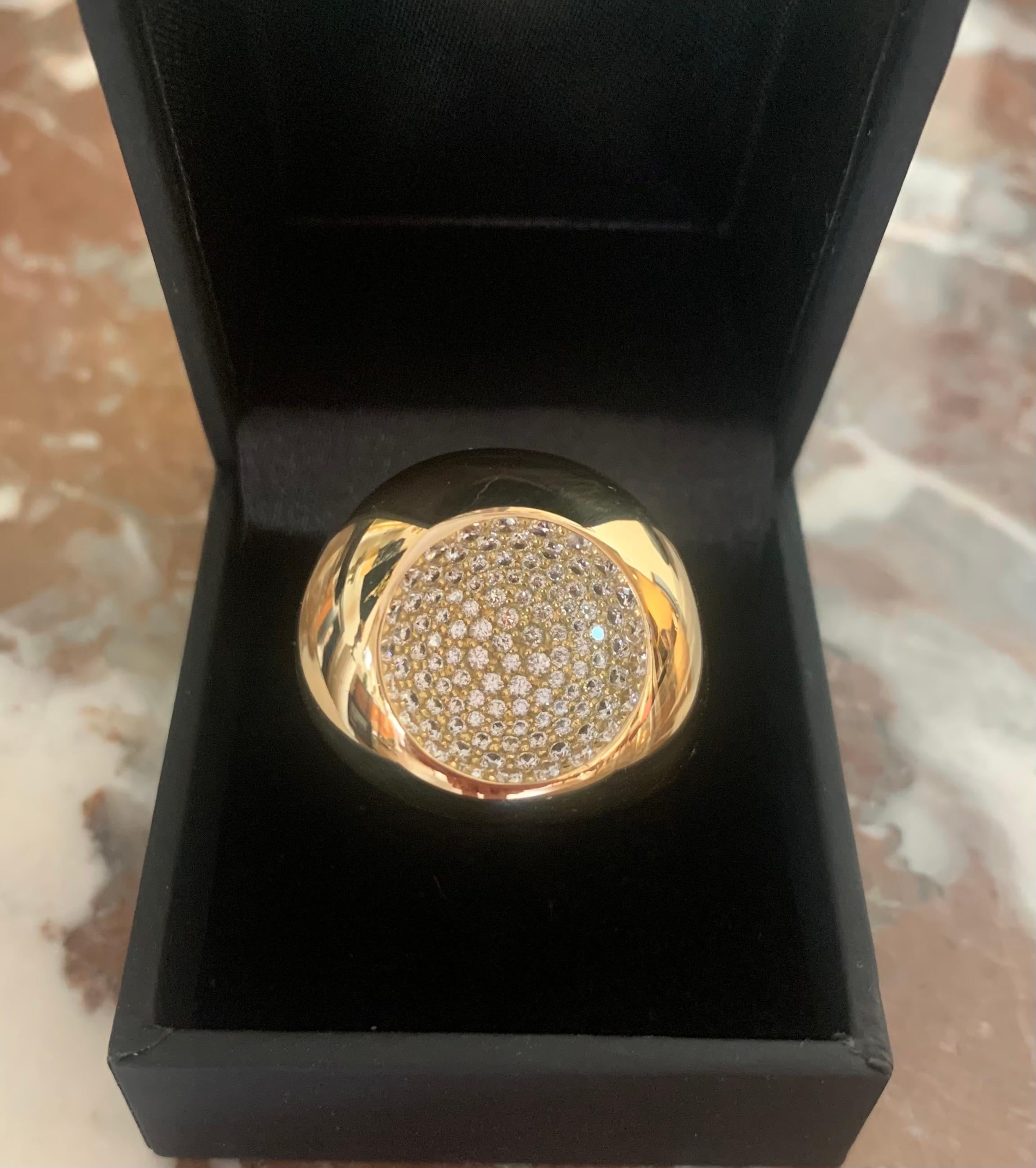 Beautiful organic oversized ring with 1.63 carats of diamonds from the Georg Jensen pave yellow gold collection designed by Jacqueline Rabun. This model is a limited edition from 2001. Stamped 1509.

Georg Jensen stamped 18 K

Ring size : 24.20 x