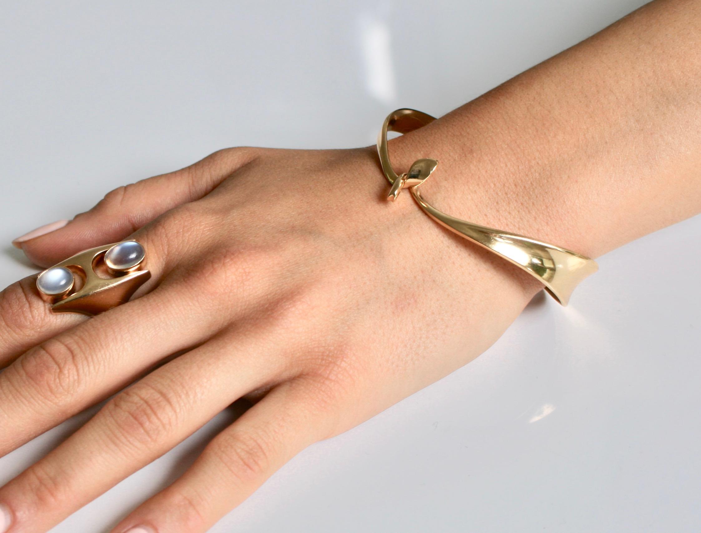 Georg Jensen 18 Karat Gold Torun Bracelet In Good Condition For Sale In London, GB