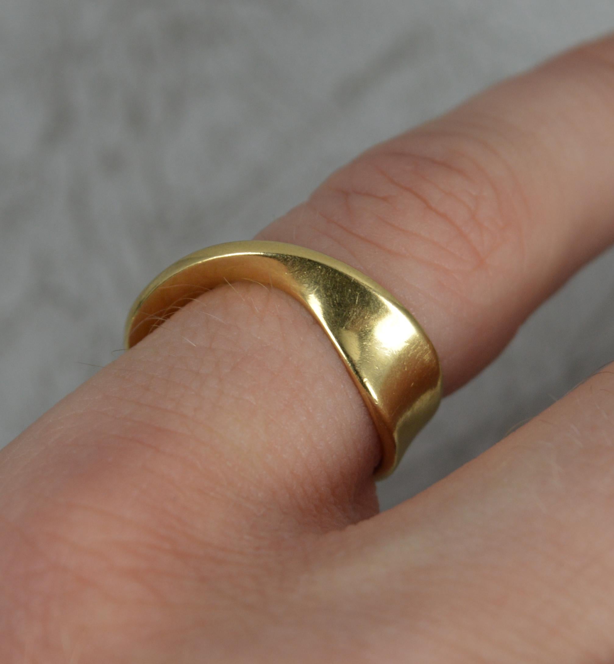 900 gold ring
