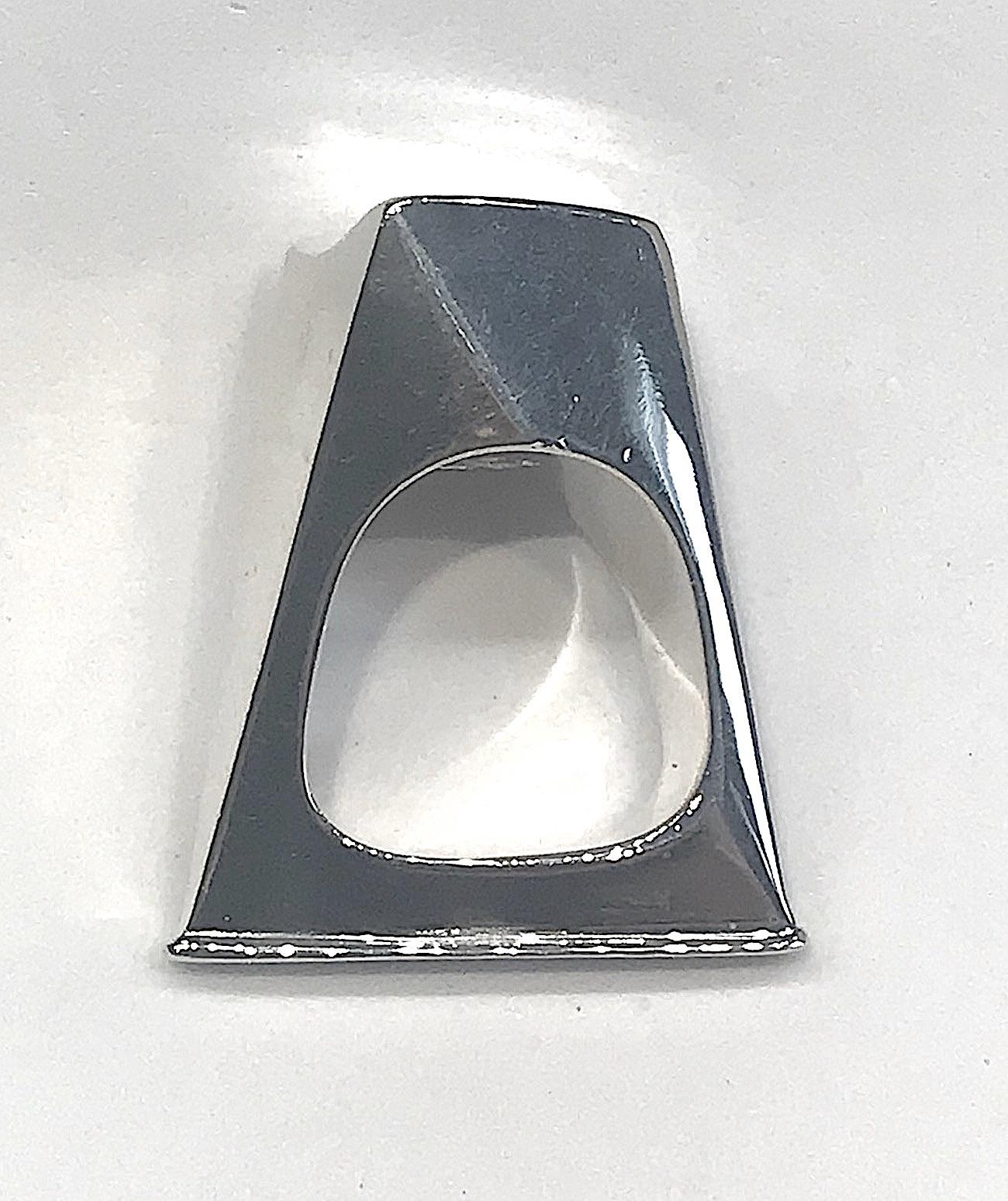Georg Jensen 1960s Sterling Silver Ring No. 150 by Vivianna Torun Bülow-Hübe 4